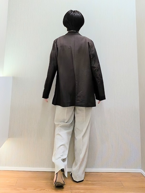 ミズタさんの「UNTITLED｜【程よいシアー感/洗える】エアリーバイオジャケット」を使ったコーディネート