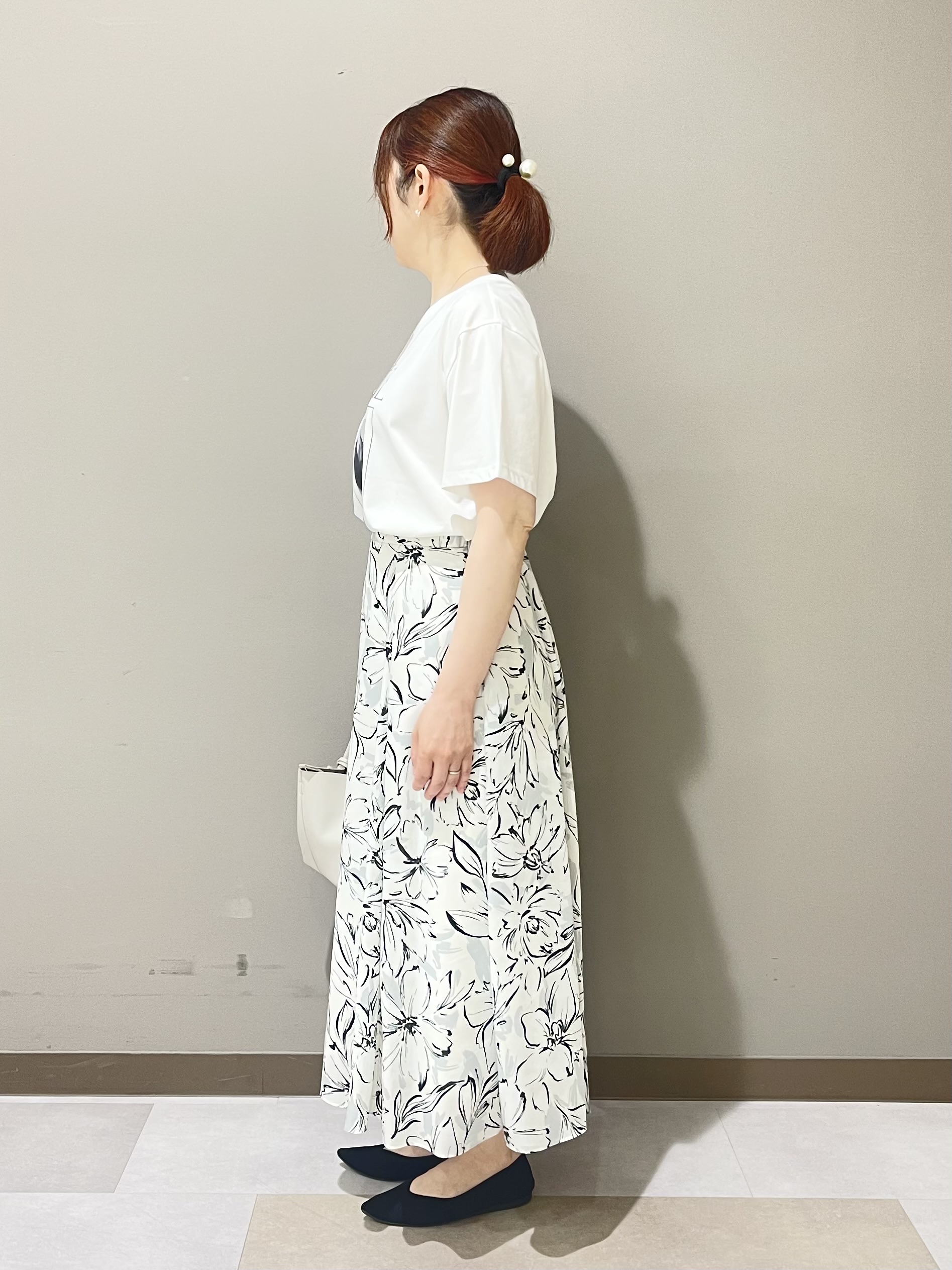 Tomoさんの「UNTITLED｜【古畑星夏さん着用/ロゴ/プリント】グラフィックTシャツ」を使ったコーディネート