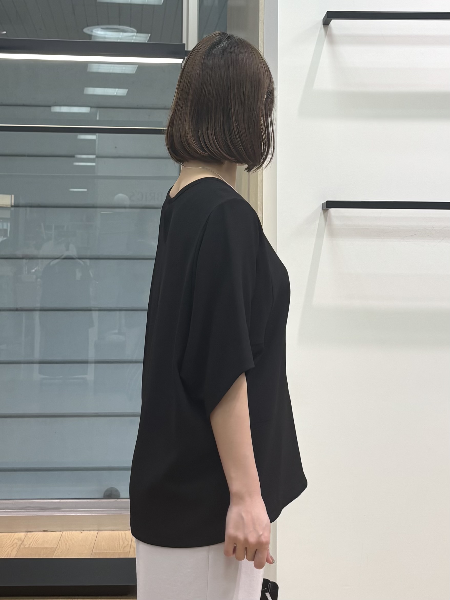 asamiさんの「INDIVI｜【洗える／2WAY／裾ドロスト付き】 ドルマンスリーブチュニックトップス」を使ったコーディネート