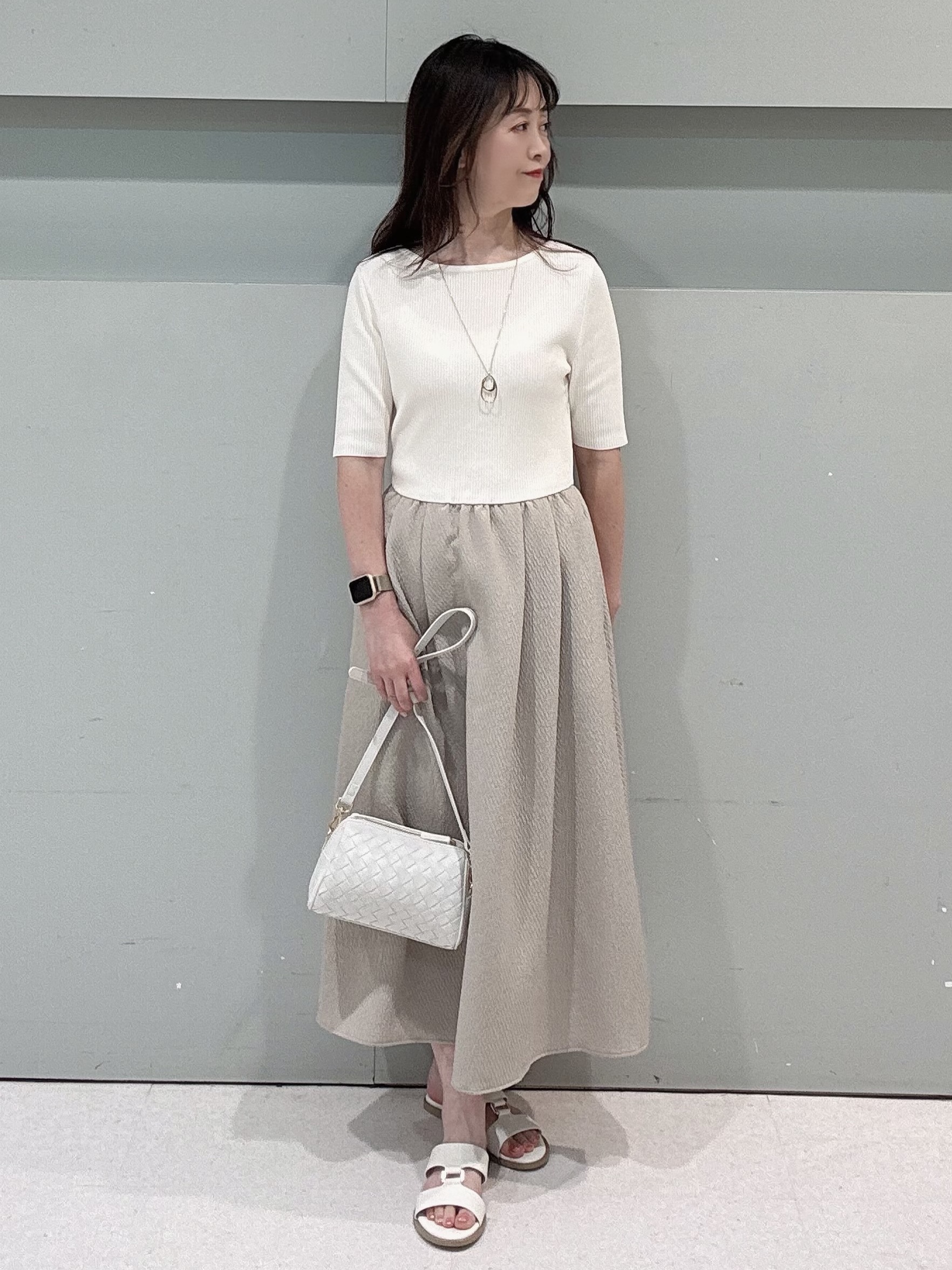 makiさんの「UNTITLED｜【一枚でサマ見え】ニットドッキングジャガードワンピース」を使ったコーディネート