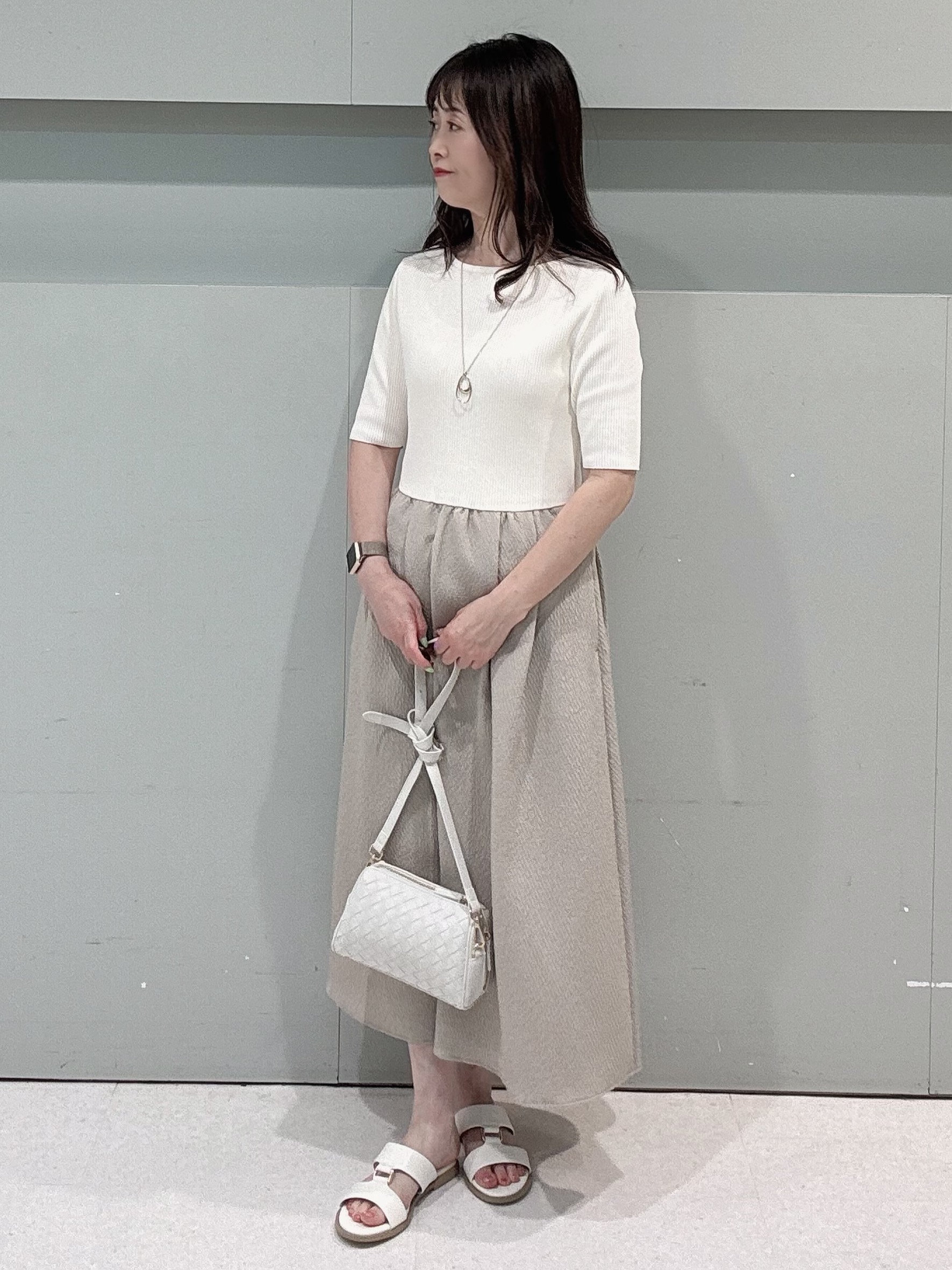 makiさんの「UNTITLED｜【一枚でサマ見え】ニットドッキングジャガードワンピース」を使ったコーディネート