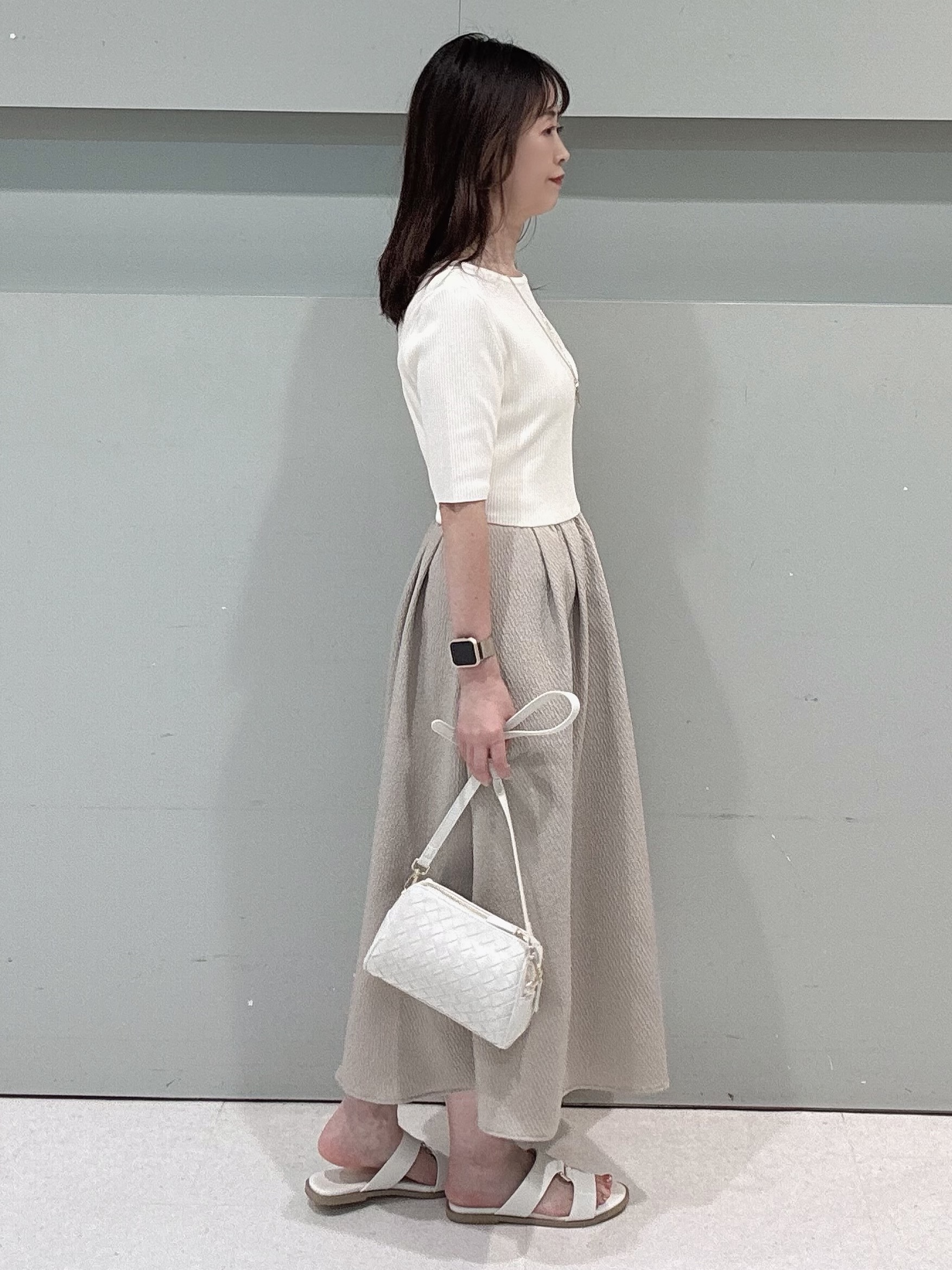 makiさんの「UNTITLED｜【一枚でサマ見え】ニットドッキングジャガードワンピース」を使ったコーディネート