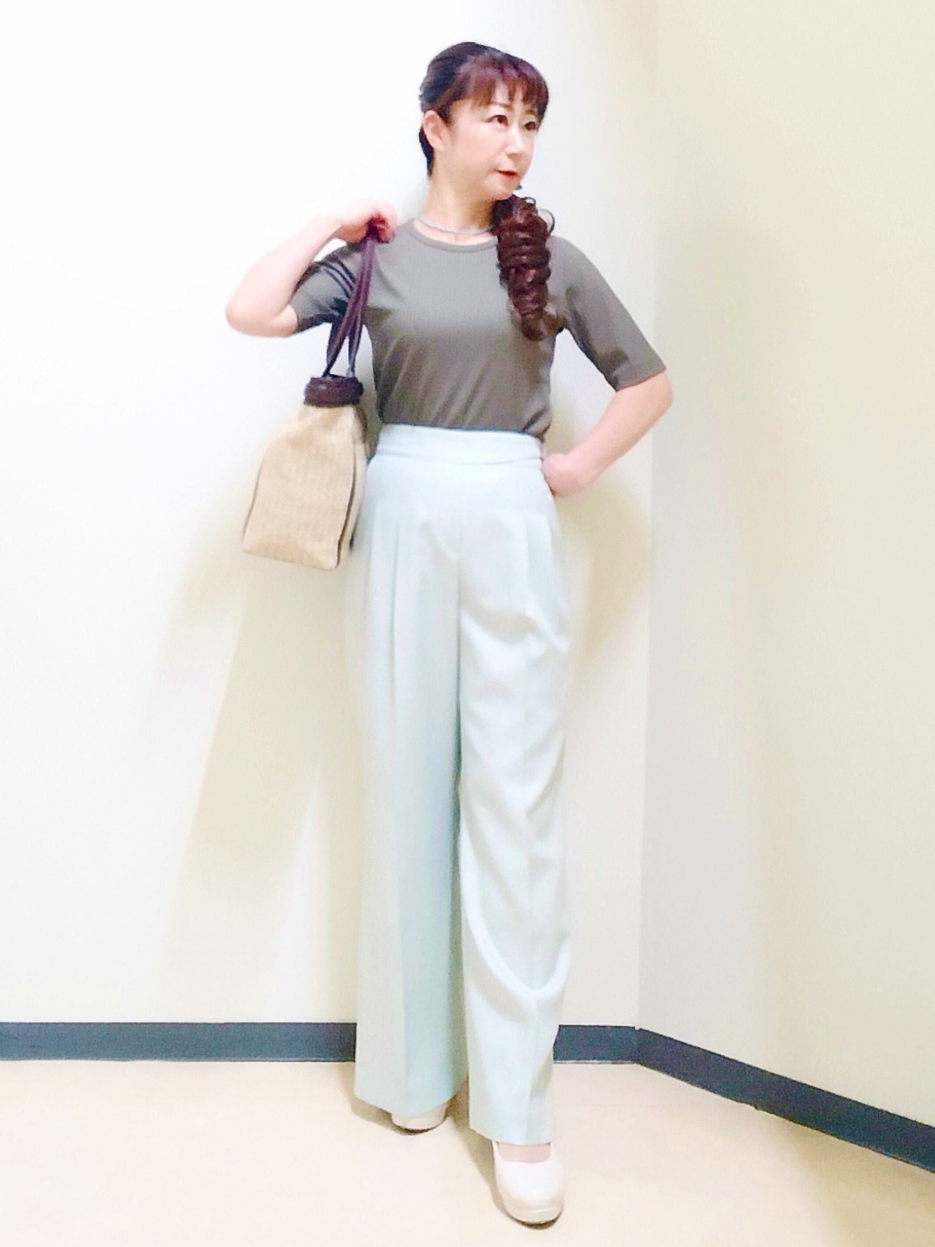 花さんの「Reflect｜【インナーにおすすめ◎】クルーネックストレッチリブトップス」を使ったコーディネート