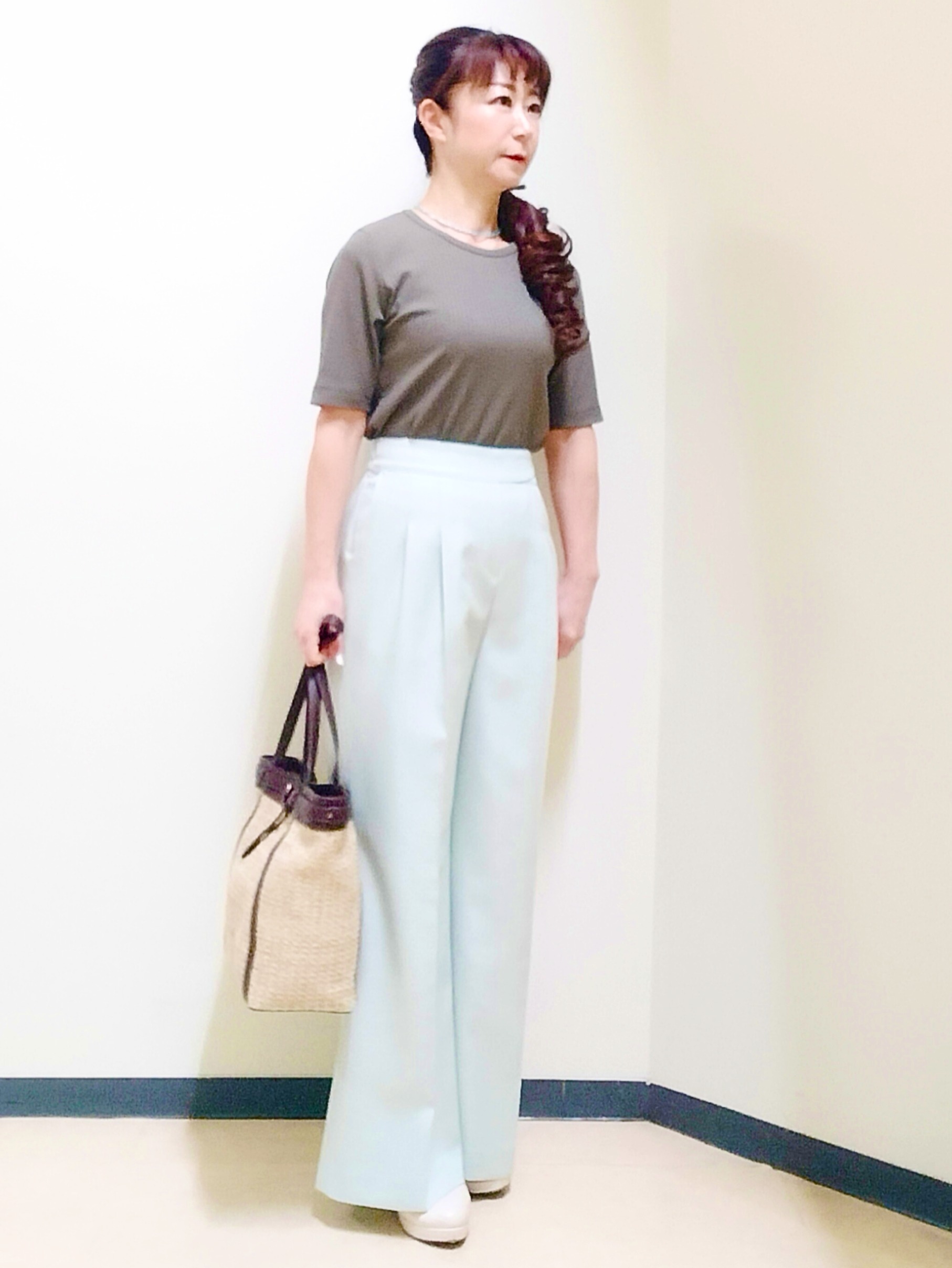 花さんの「Reflect｜【インナーにおすすめ◎】クルーネックストレッチリブトップス」を使ったコーディネート