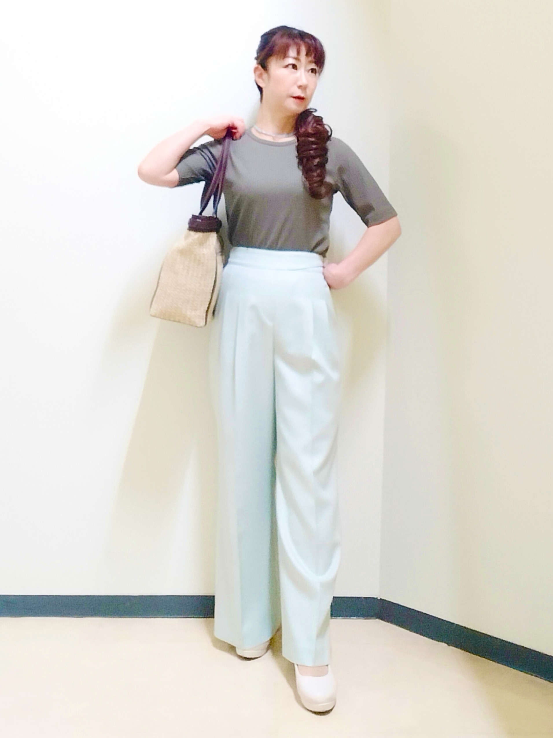 花さんの「Reflect｜【インナーにおすすめ◎】クルーネックストレッチリブトップス」を使ったコーディネート