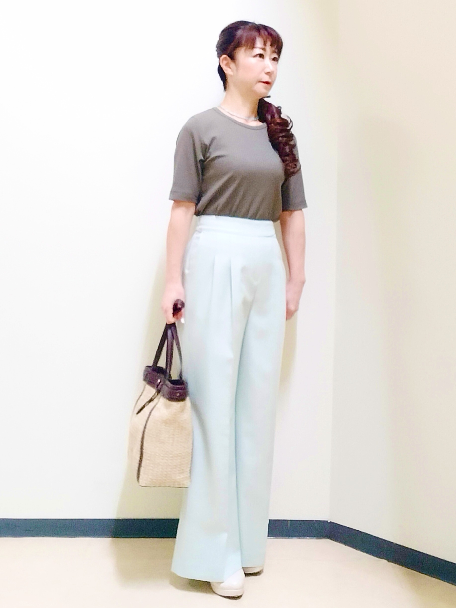 花さんの「Reflect｜【インナーにおすすめ◎】クルーネックストレッチリブトップス」を使ったコーディネート