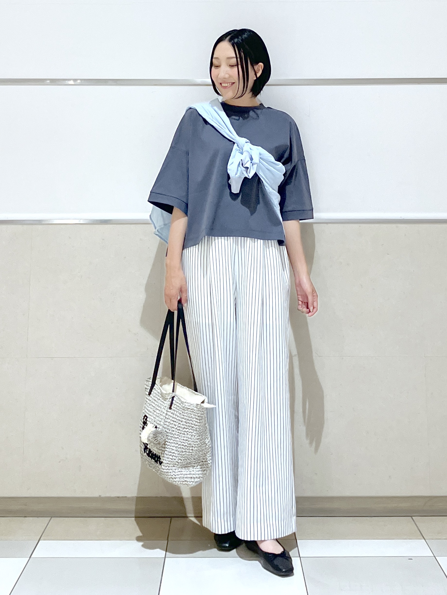 eriko さんの「Dessin｜【新色追加/体型カバー】美光沢カットソーボクシーシルエット」を使ったコーディネート