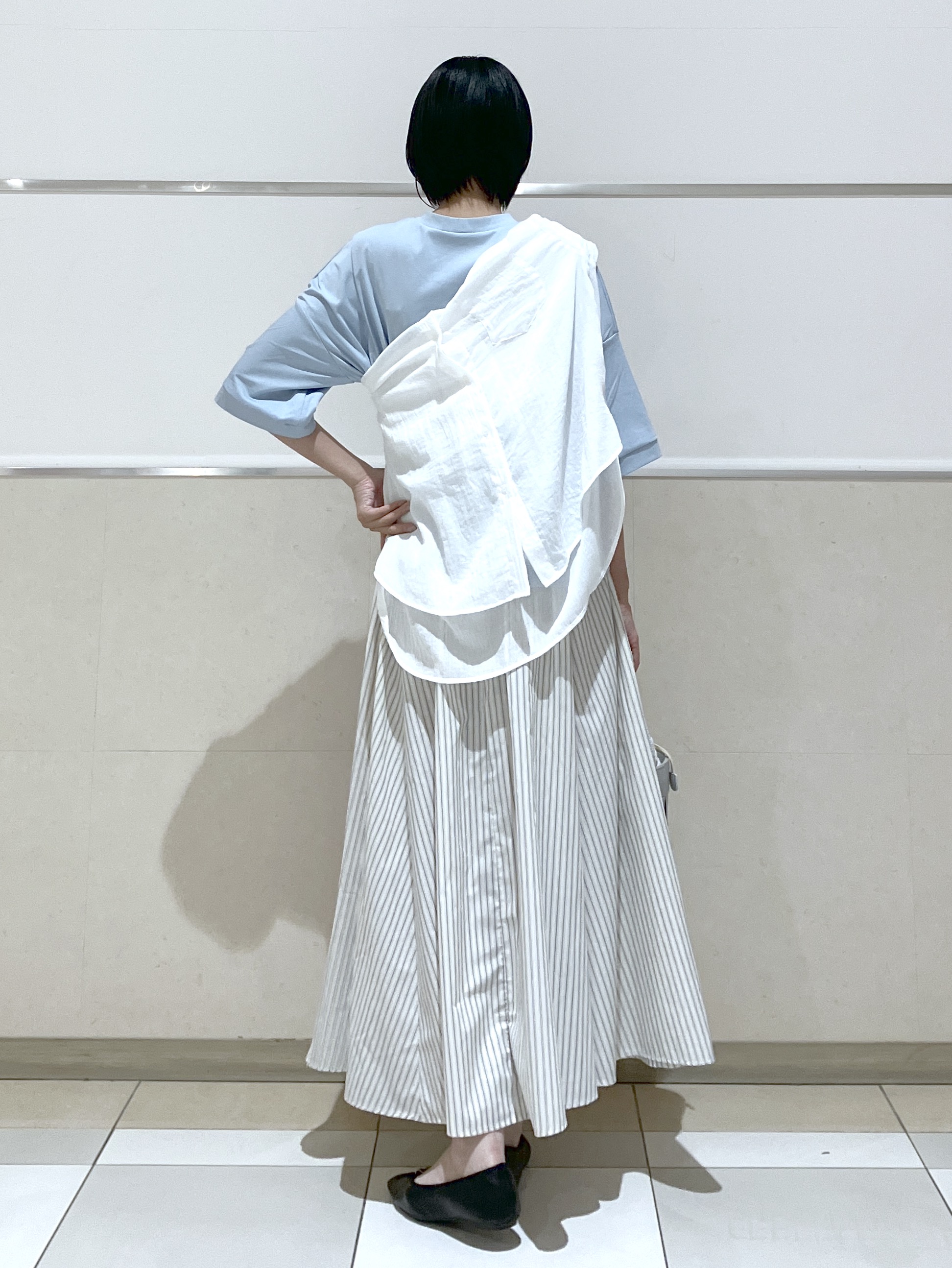 eriko さんの「Dessin｜【新色追加/体型カバー】美光沢カットソーボクシーシルエット」を使ったコーディネート