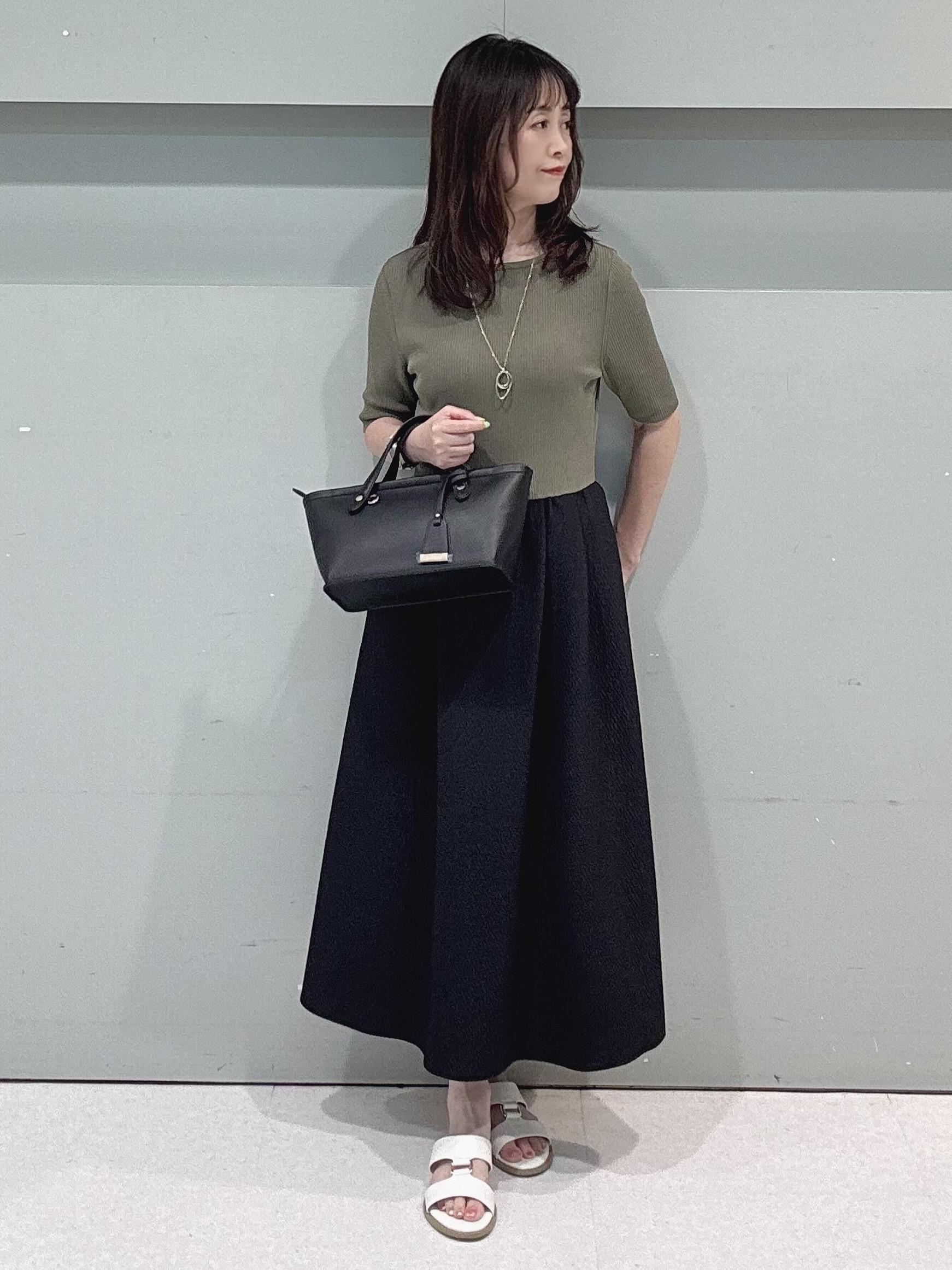 makiさんの「UNTITLED｜【一枚でサマ見え】ニットドッキングジャガードワンピース」を使ったコーディネート