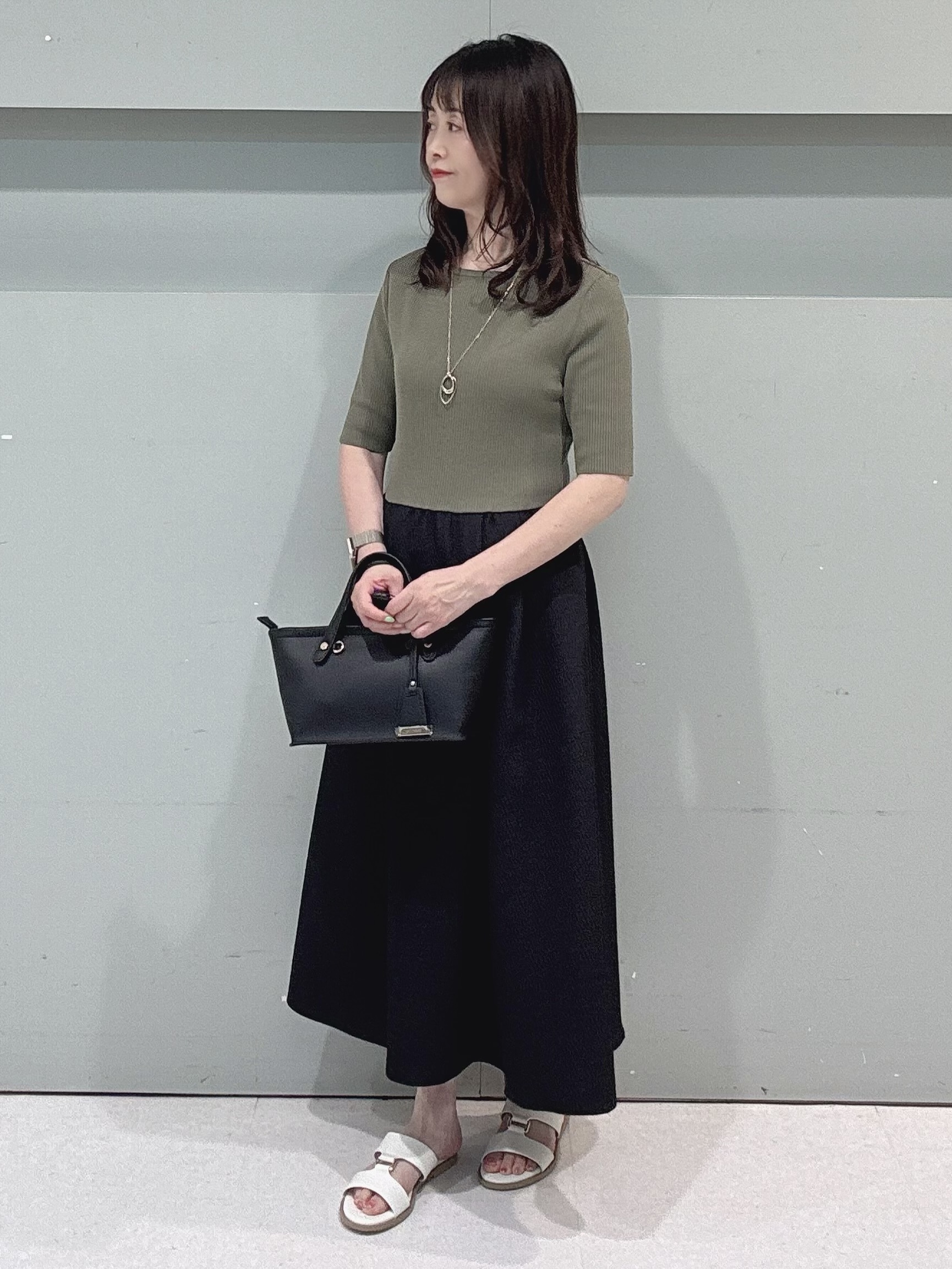 makiさんの「UNTITLED｜【一枚でサマ見え】ニットドッキングジャガードワンピース」を使ったコーディネート