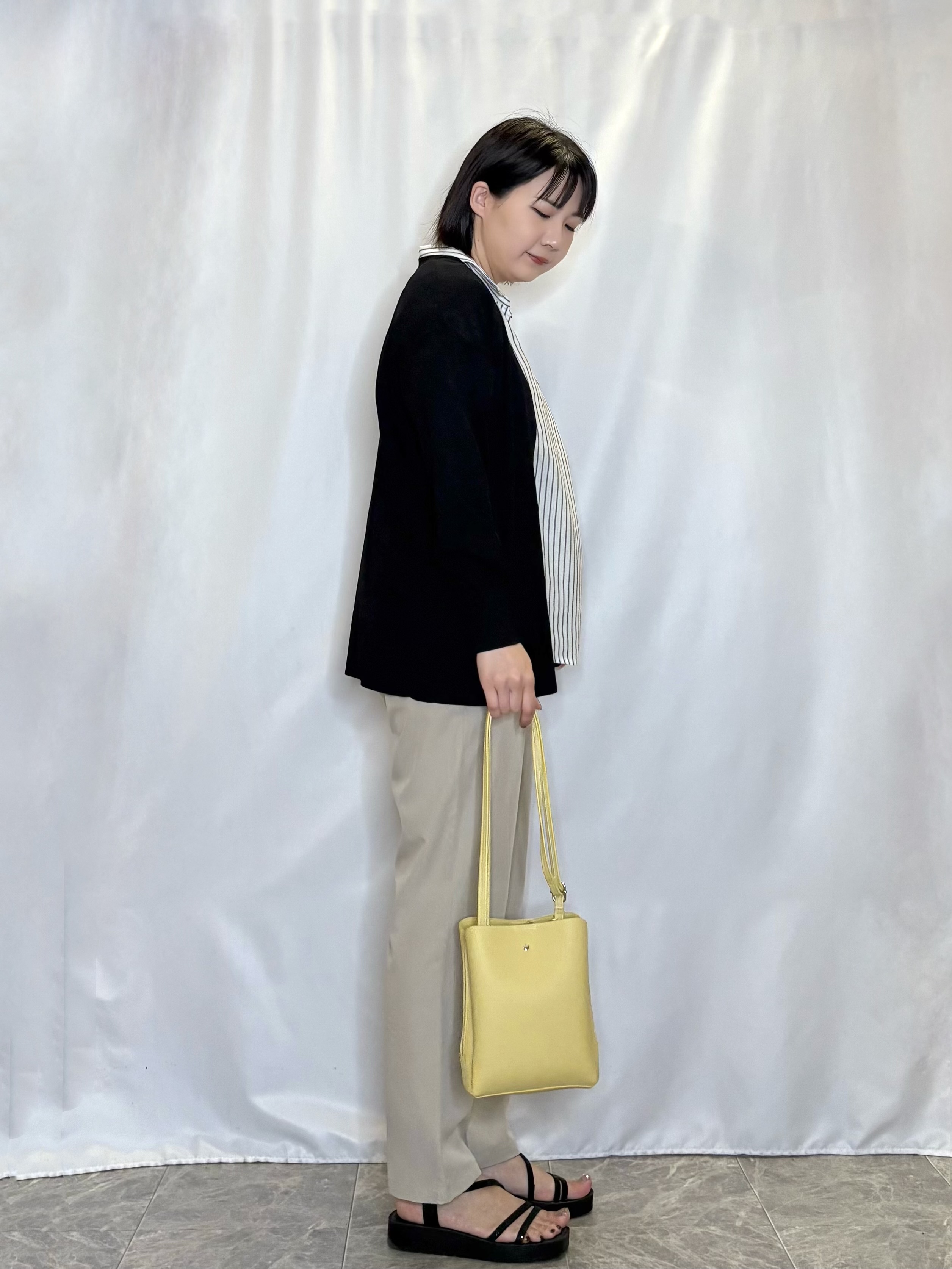 ネリさんの「SHOO･LA･RUE｜【洗濯機可/ひんやり/UV】さらっとしたタッチが心地よい ミドルカーディガン」を使ったコーディネート