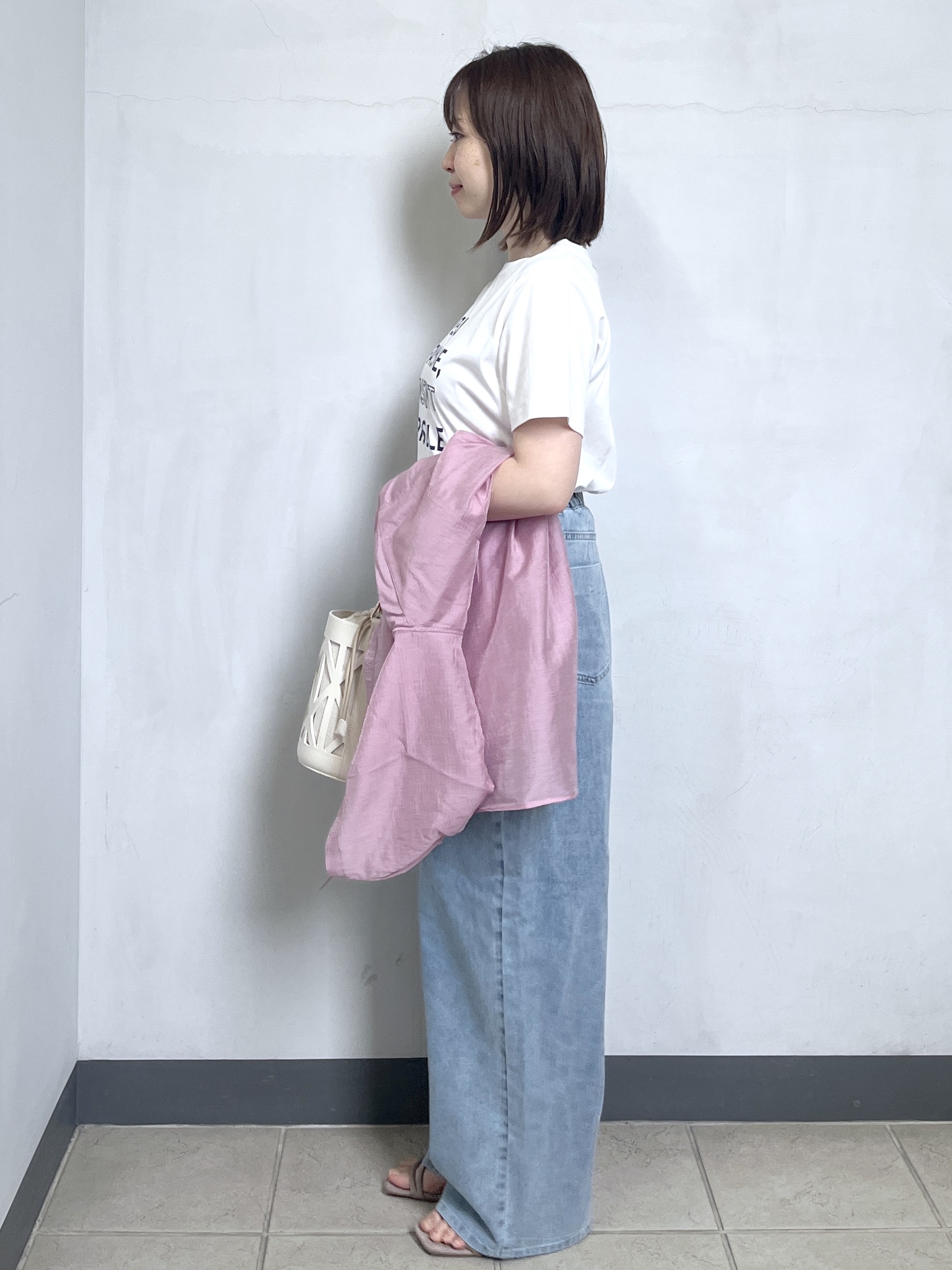mikiさんの「OPAQUE.CLIP｜【洗濯機OK】フード付きシアーシャツ」を使ったコーディネート
