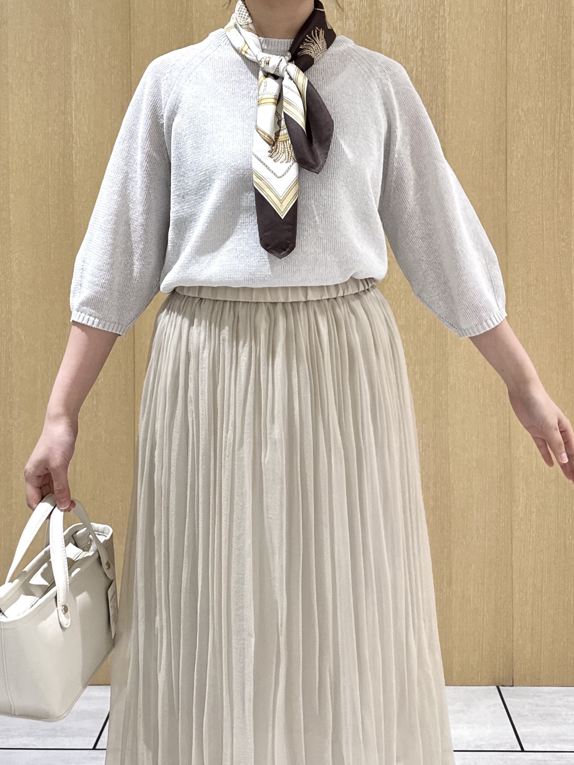 nanaさんの「UNTITLED｜【洗える/ゆったり】クルーネックドライニット」を使ったコーディネート