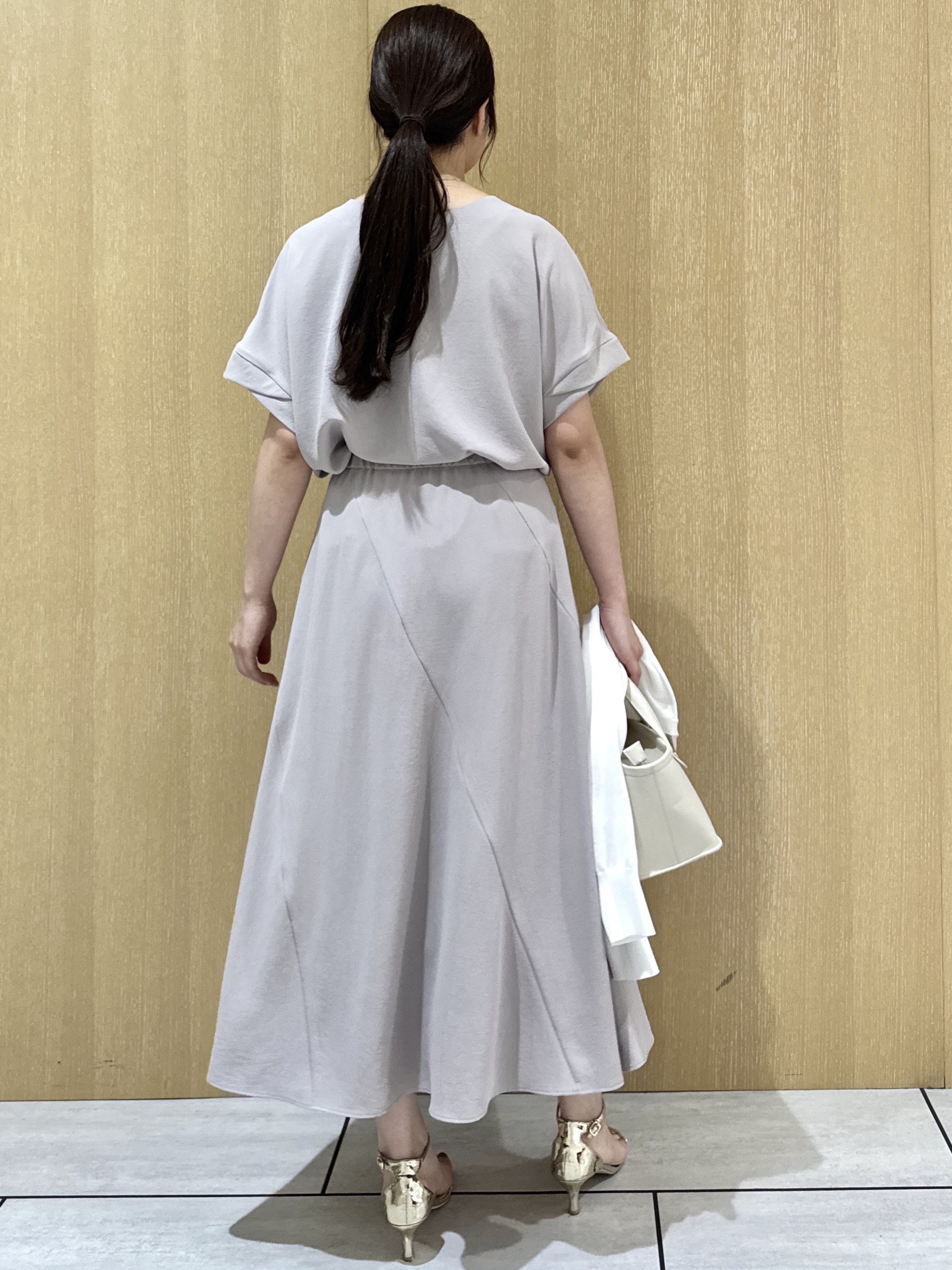 nanaさんの「UNTITLED｜【アンサンブル可/日除け・冷房対策】シアーレーヨンZIPカーディガン」を使ったコーディネート