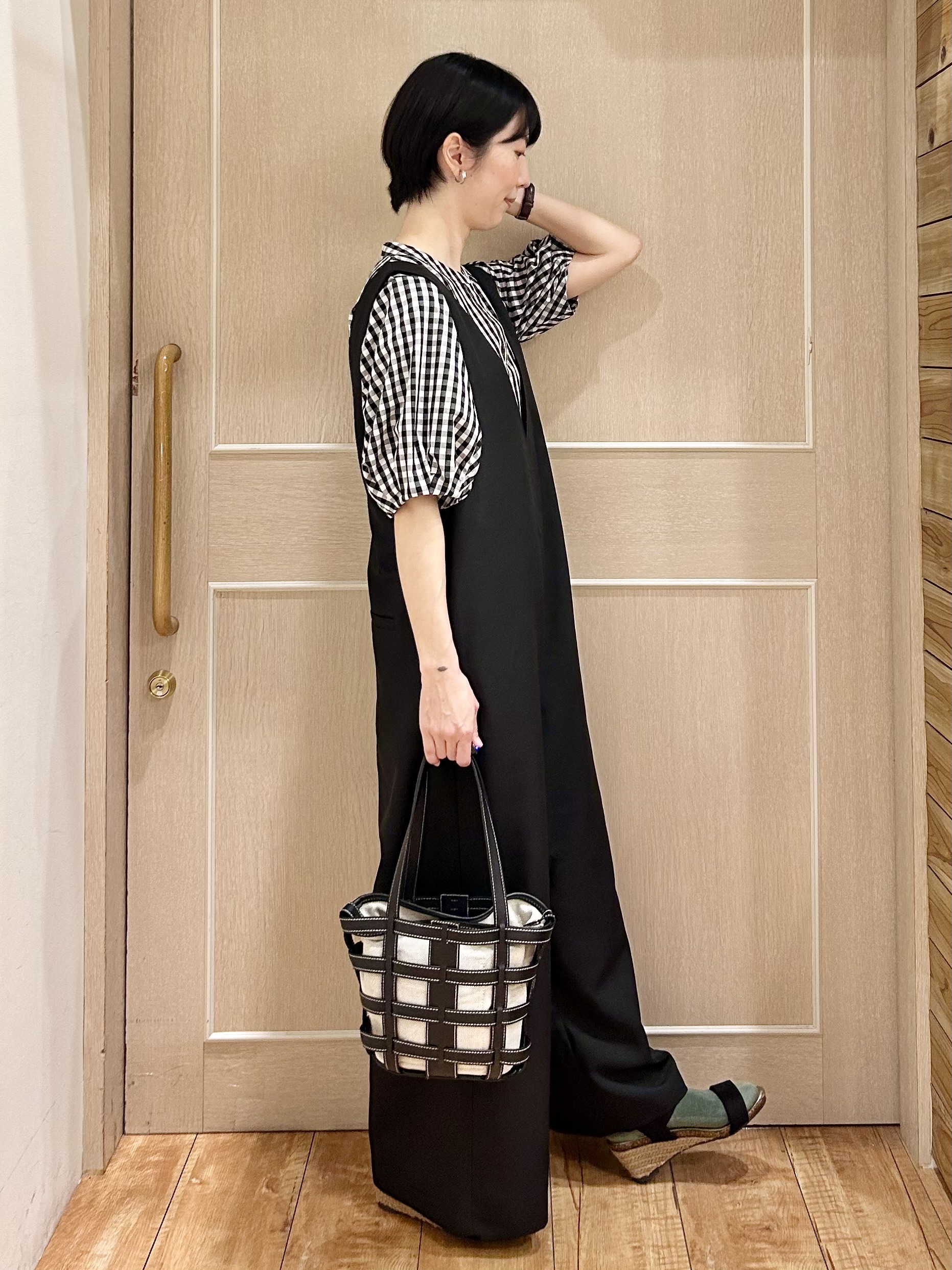 ちぐささんの「SHOO･LA･RUE｜【洗濯後しわになりにくい/S-LL】ゆったりらくちんきれい見え　シンプルだから使いやすい 大人のオー」を使ったコーディネート