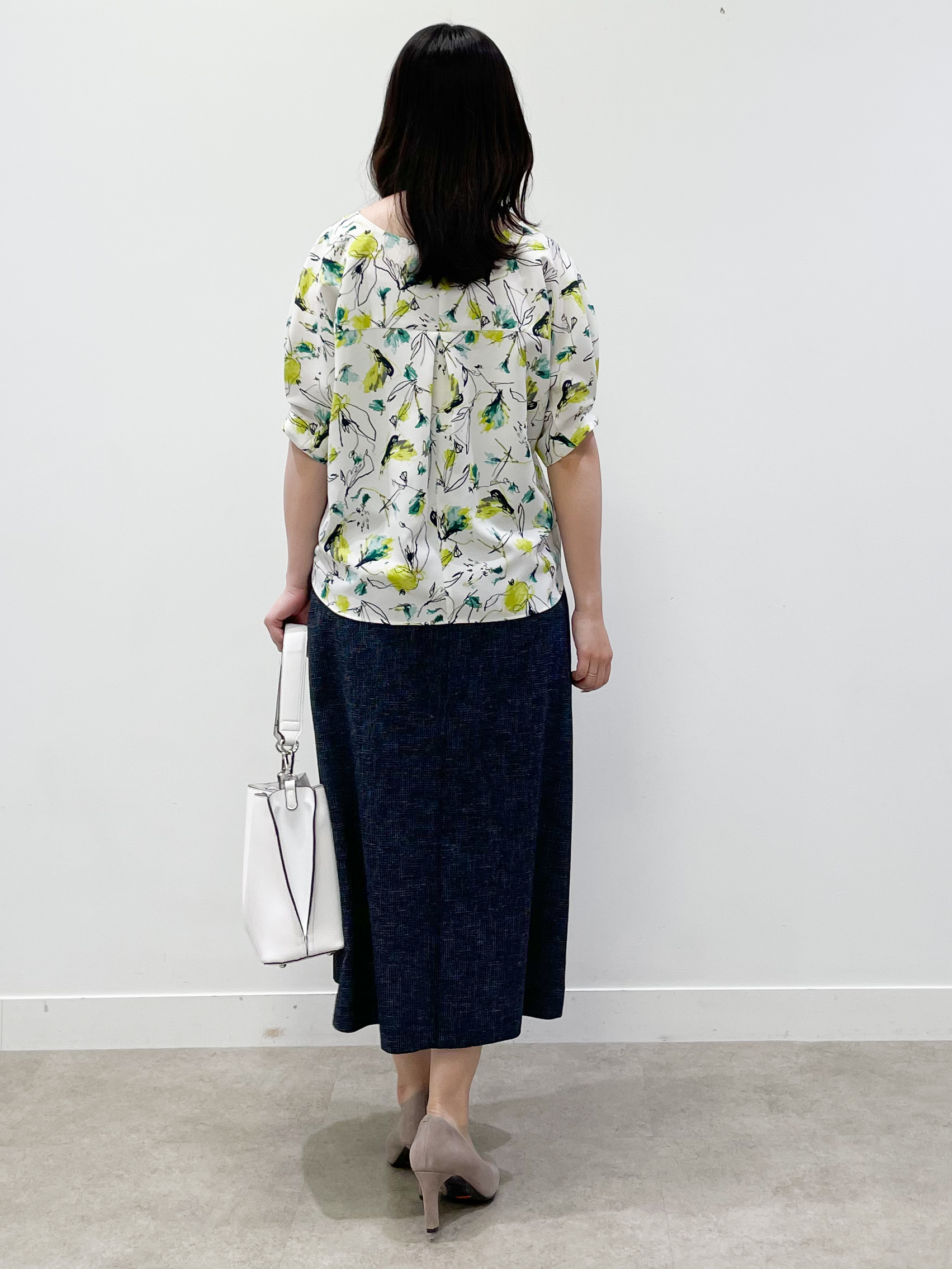 yukariさんの「Reflect｜【セットアップ可】ボタニカル調プリントブラウス」を使ったコーディネート