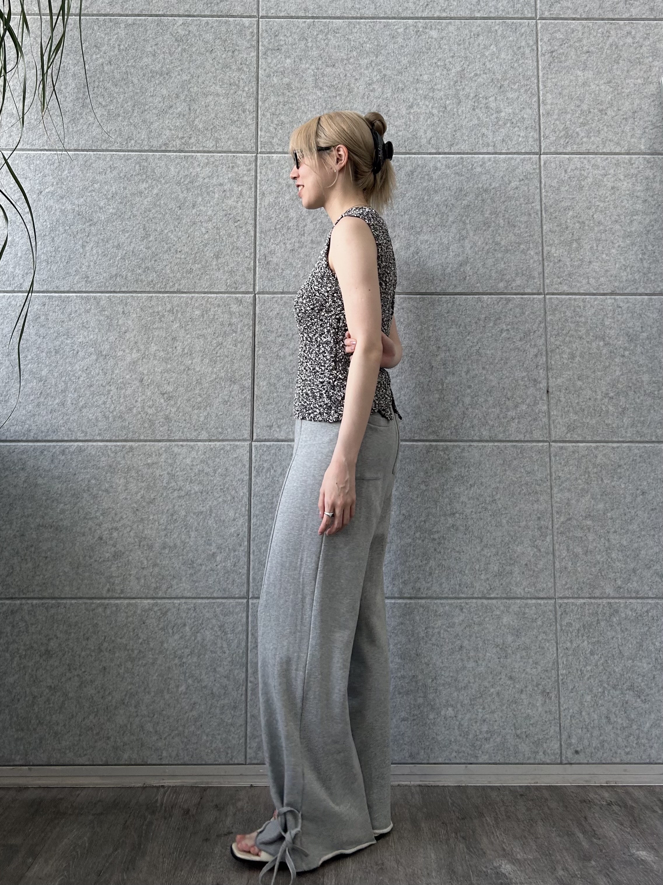 honoka Aさんの「CODE A｜cloudy open back tank」を使ったコーディネート