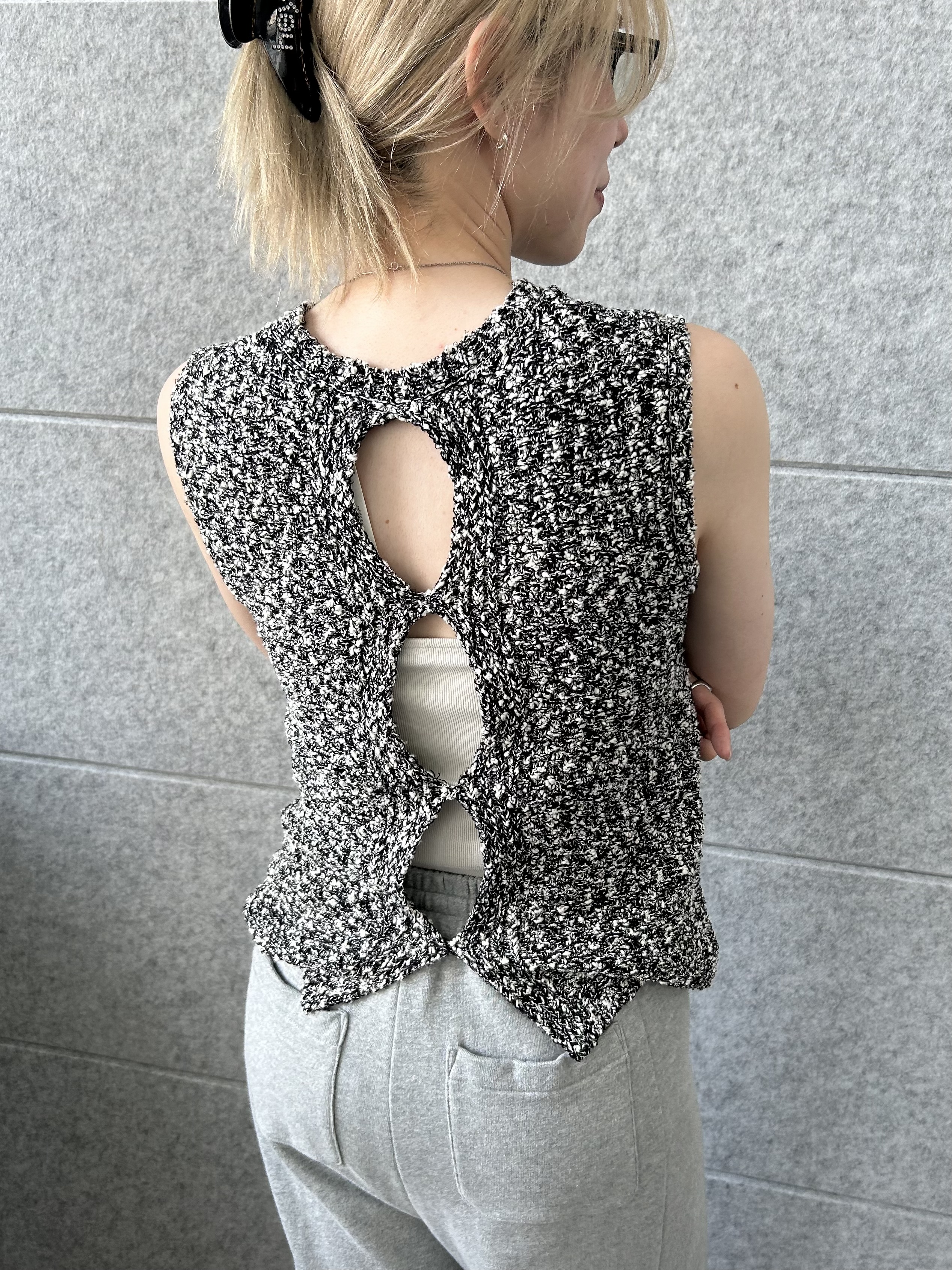 honoka Aさんの「CODE A｜cloudy open back tank」を使ったコーディネート