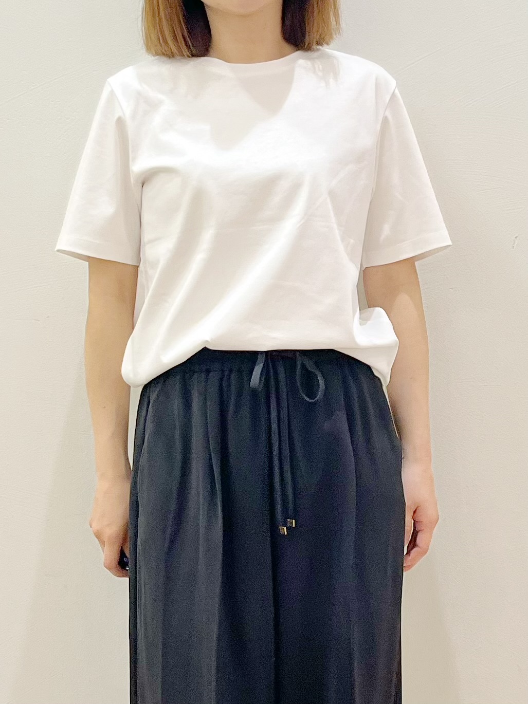 kcさんの「OPAQUE.CLIP｜オーガニックコットン混ベーシックTシャツ【洗濯機OK】《SS～LL》」を使ったコーディネート