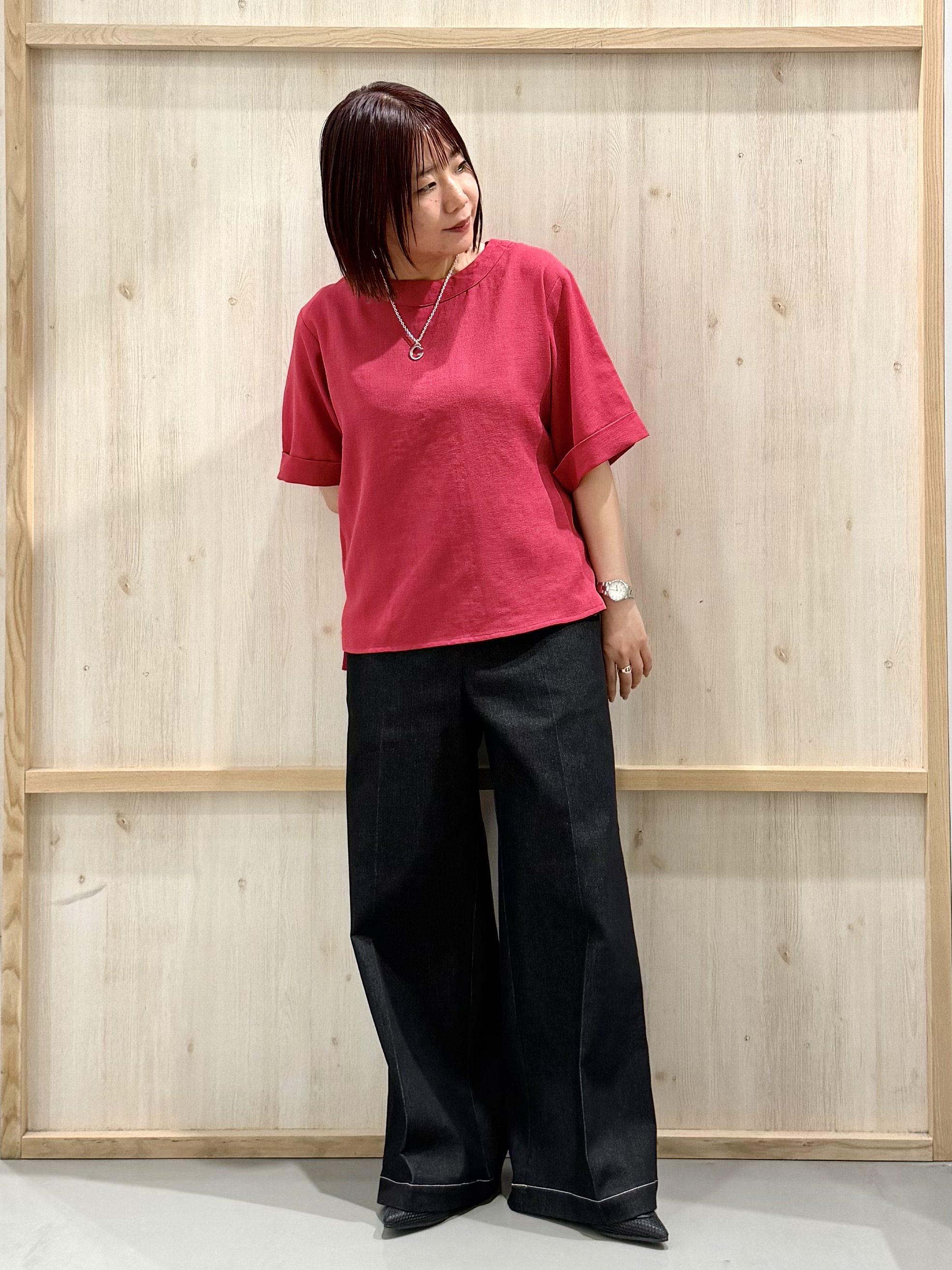 nanaさんの「THE SHOP TK｜【M-XL/二の腕カバー】さらり麻調メッシュ5分袖ブラウス」を使ったコーディネート