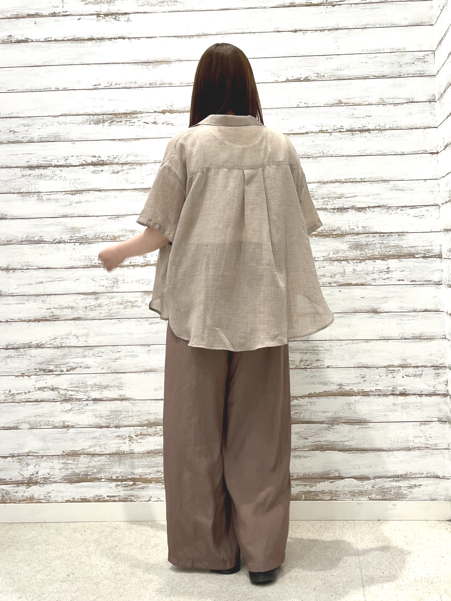 ゆっきーさんの「SHOO･LA･RUE｜【S-LL】ナチュラルに決まる 半袖シアーシャツジャケット」を使ったコーディネート