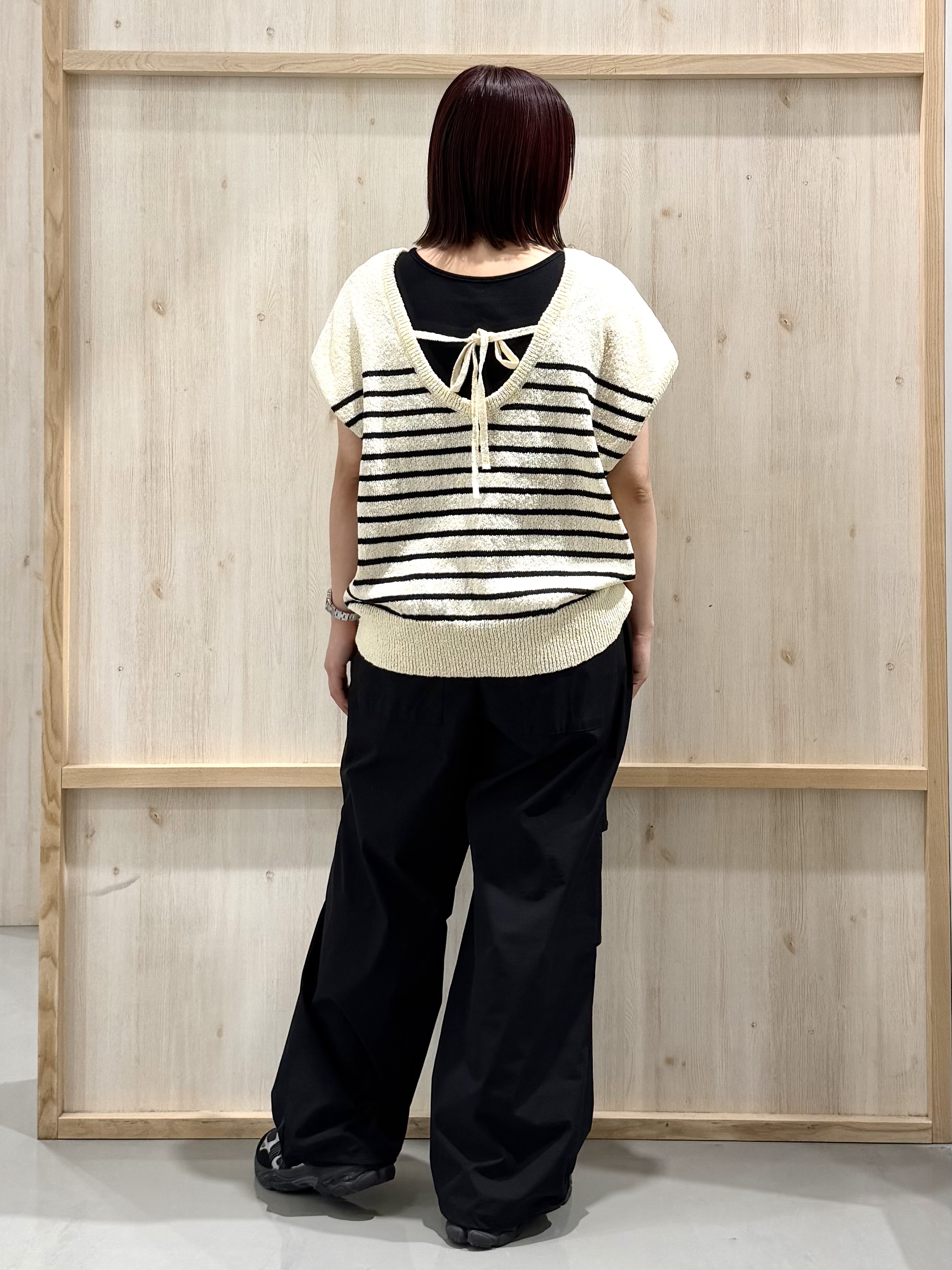 nanaさんの「THE SHOP TK｜さりげない抜け感 ペーパーヤーン風ニット」を使ったコーディネート