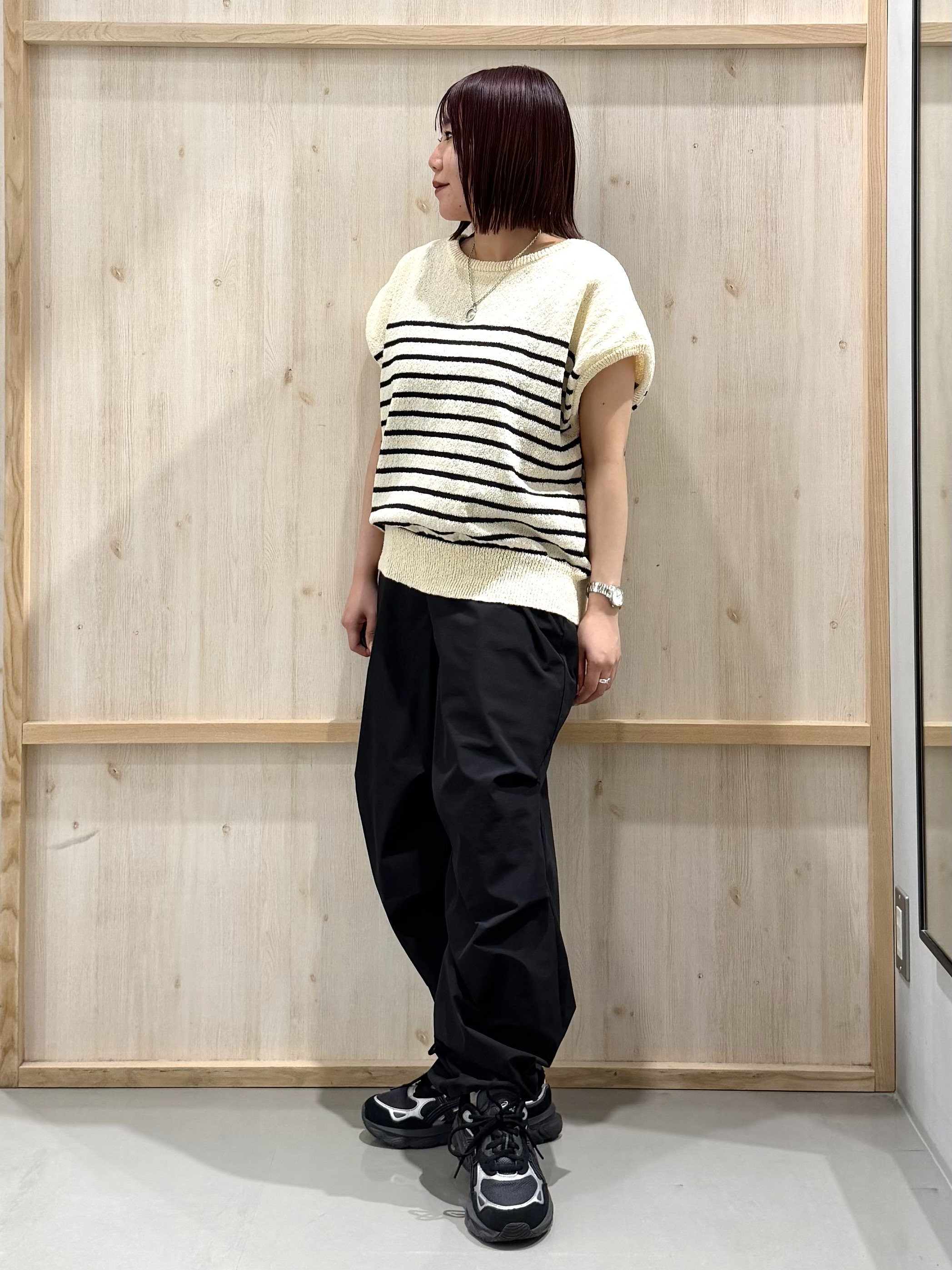 nanaさんの「THE SHOP TK｜さりげない抜け感 ペーパーヤーン風ニット」を使ったコーディネート
