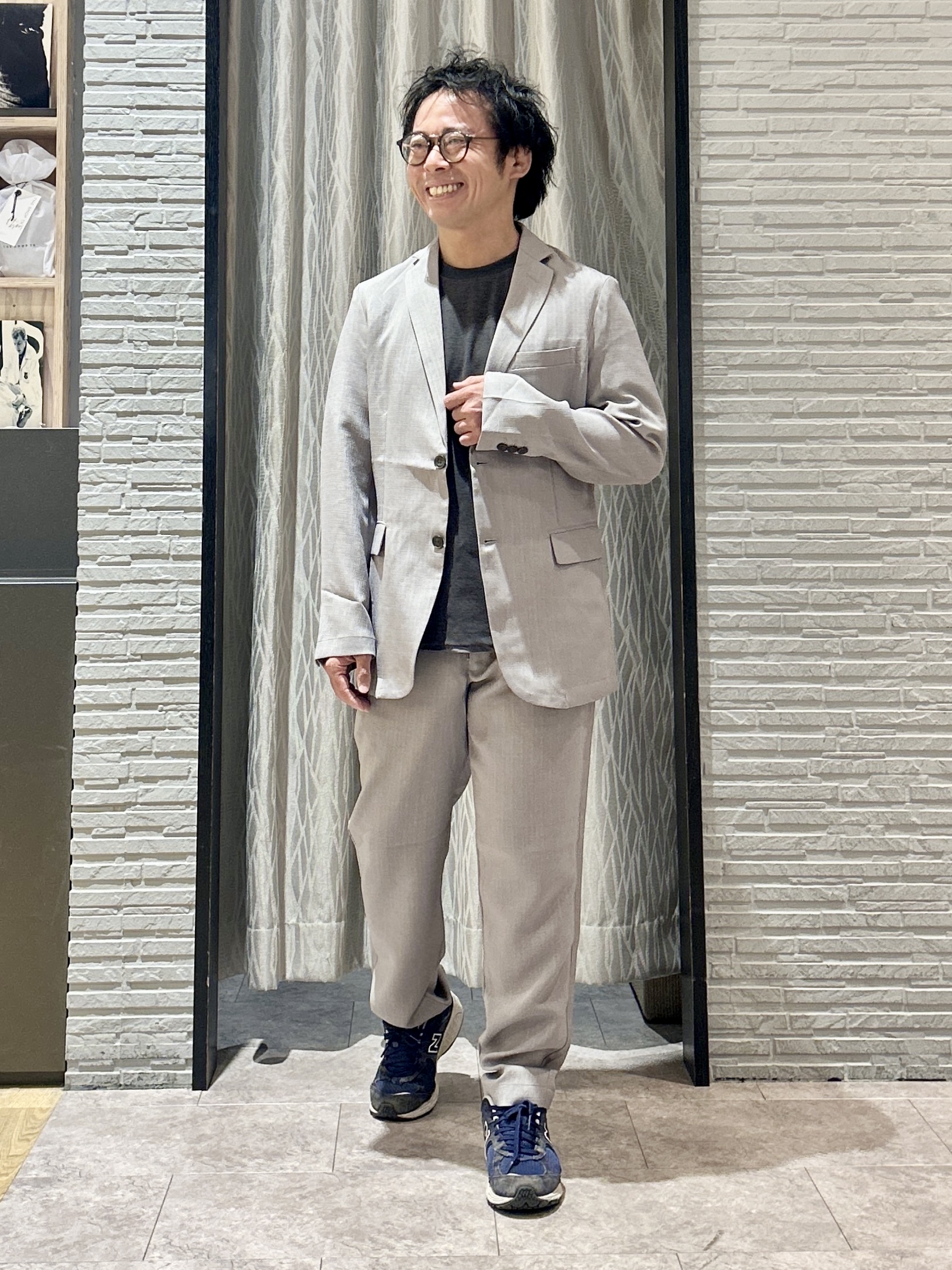 KENJI Iさんの「THE SHOP TK｜【LINO FINE】リネンライク テーラードジャケット 吸水速乾/イージーケア/UVカット/洗濯機」を使ったコーディネート