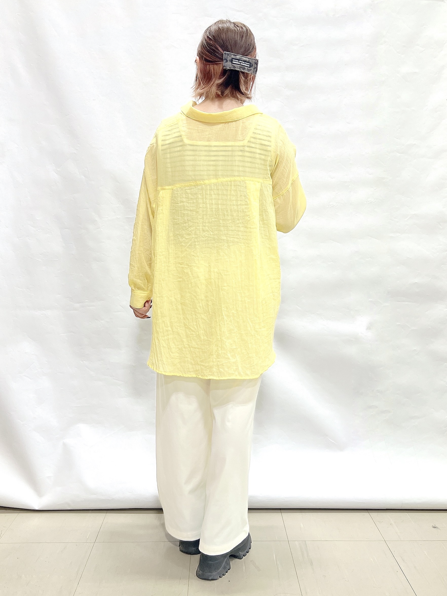 YUIさんの「SHOO･LA･RUE｜【前後2WAY/洗濯機可/S-LL】毎日のお供に ランダムテレコタンクトップ」を使ったコーディネート