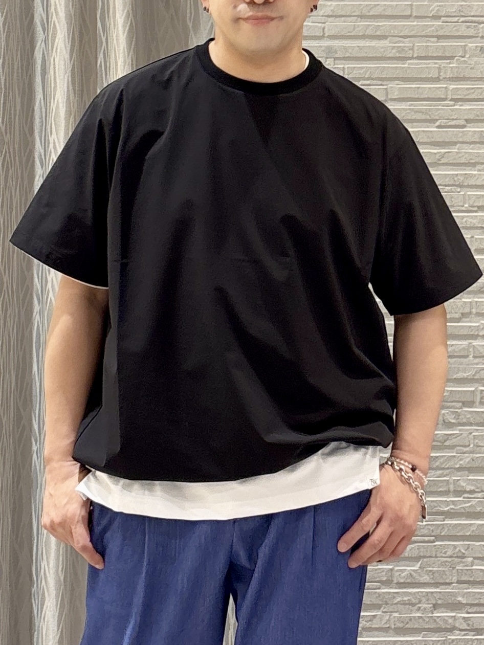 Pーyamaさんの「THE SHOP TK｜【KURO】 ポリバレント ドローコード付き 半袖Tシャツ 接触冷感/UVカット/洗濯機OK」を使ったコーディネート