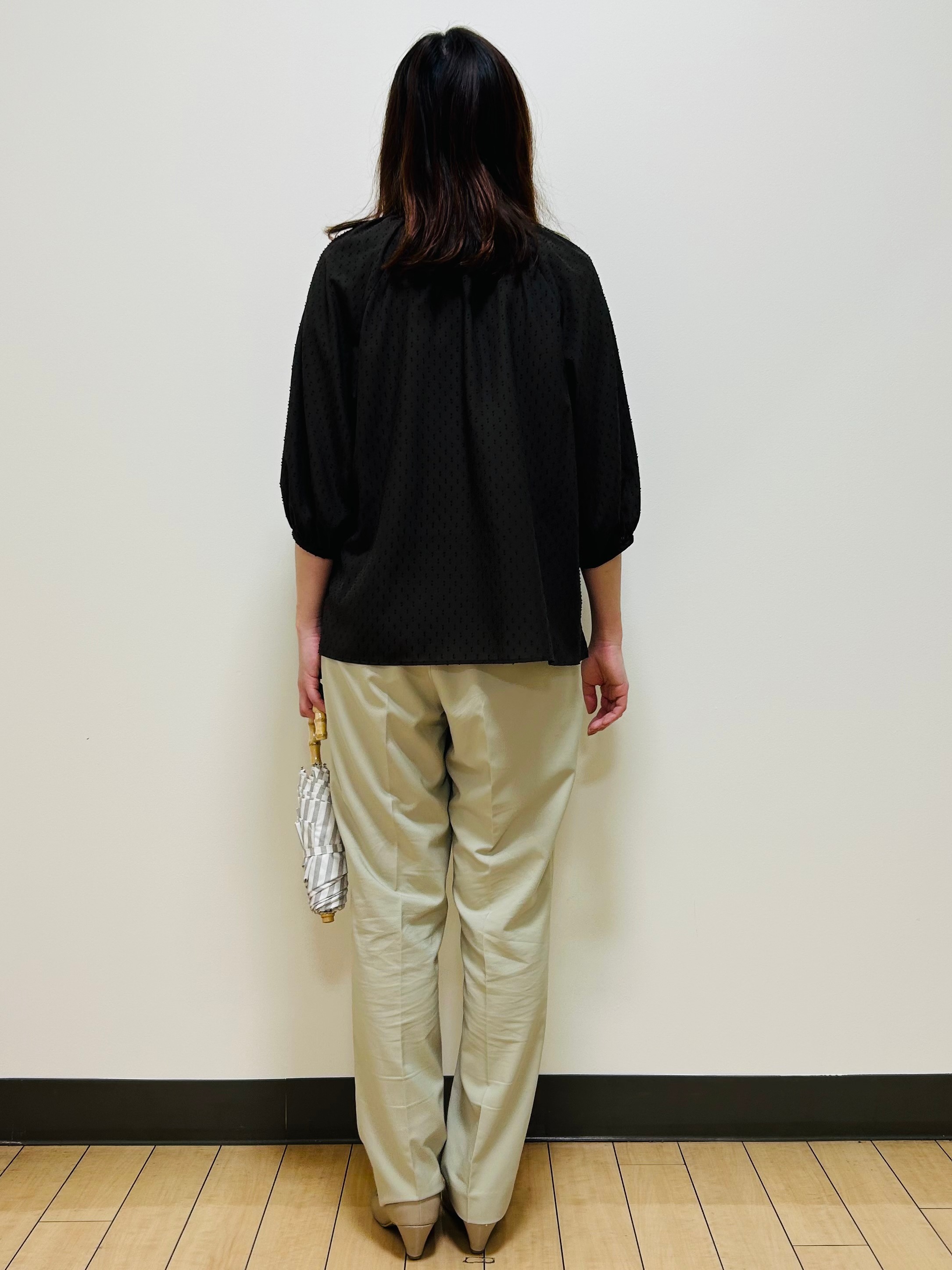 miiiさんの「Reflect｜フロントボタンデザインブラウス」を使ったコーディネート