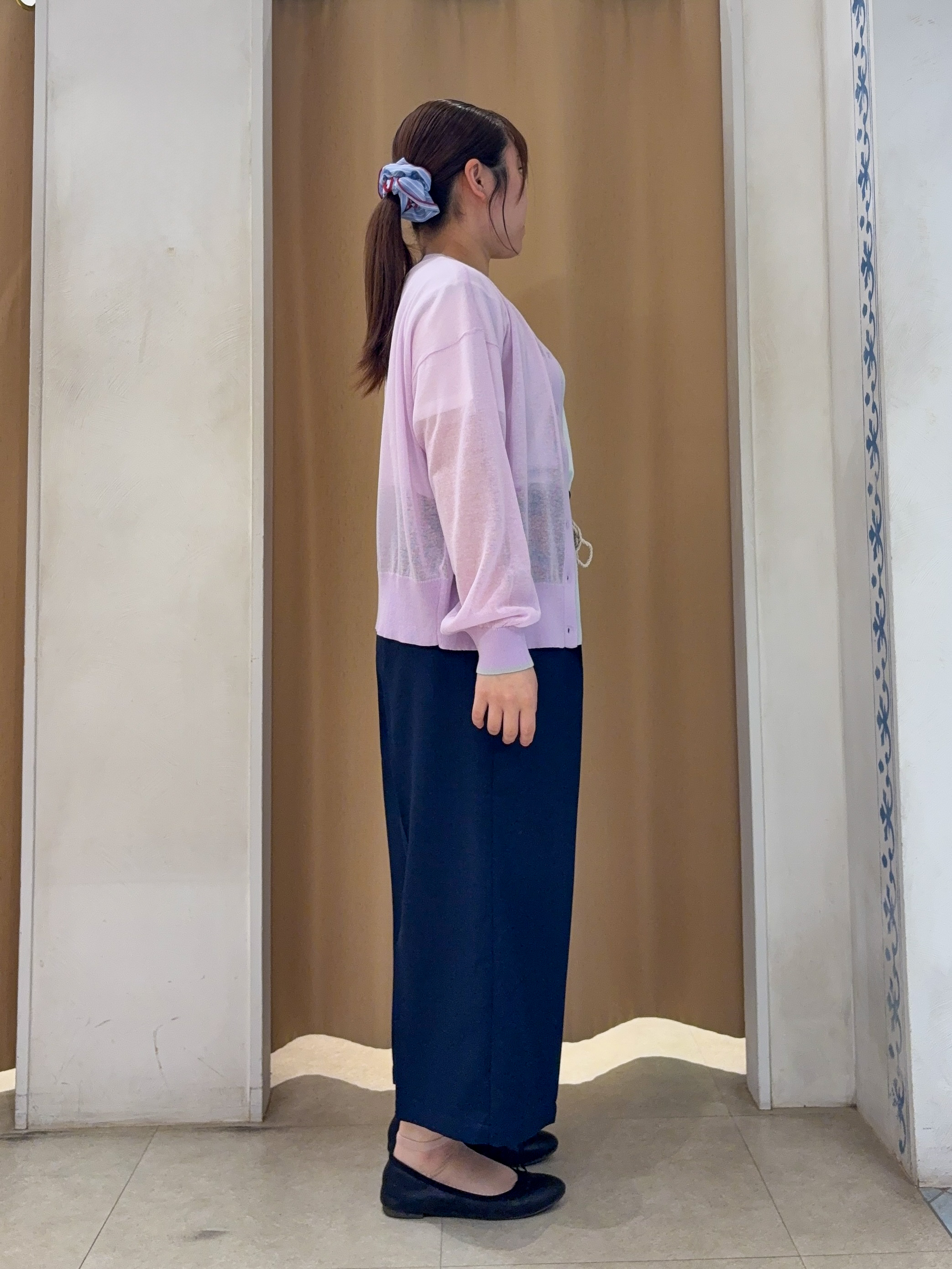 SO(R)Aさんの「SHOO･LA･RUE｜【S-LL/洗濯機可】1枚でこなれ見え 配色シアーカーディガン」を使ったコーディネート