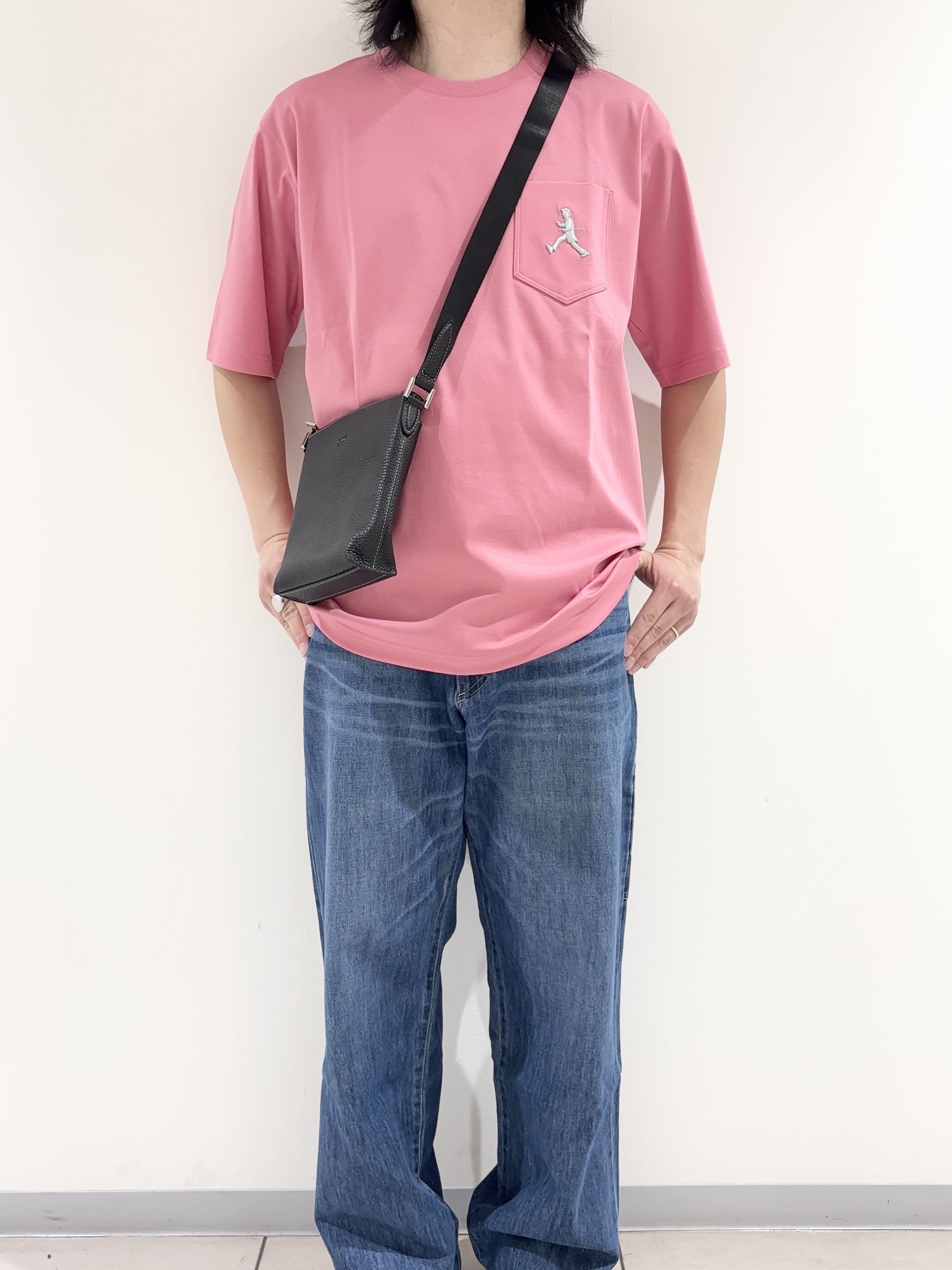 及川さんの「TAKEO KIKUCHI｜【BOWLER HAT LABEL】アイスクリアコットンボーラーハットウォーカー 半袖ポケT」を使ったコーディネート