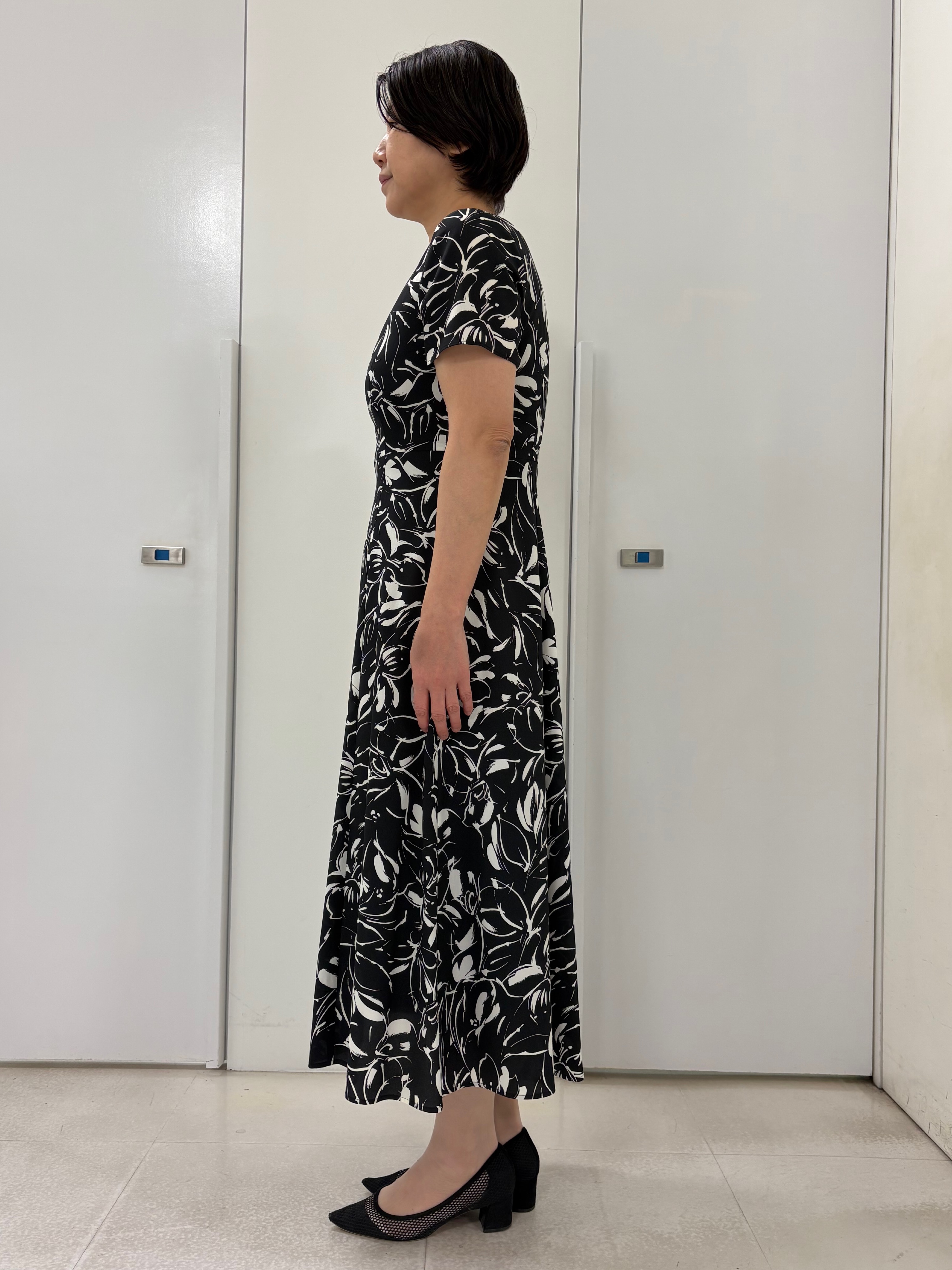 hIさんの「COUP DE CHANCE｜【手洗い可／日本製】着流しカーディガン」を使ったコーディネート