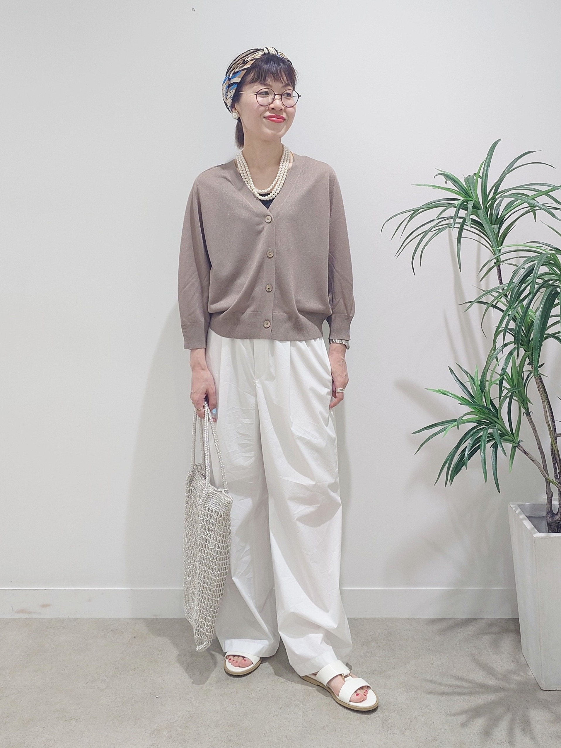 MUTSUKOさんの「UNTITLED｜【アンサンブル可/シアー】リネンエステルカーディガン」を使ったコーディネート