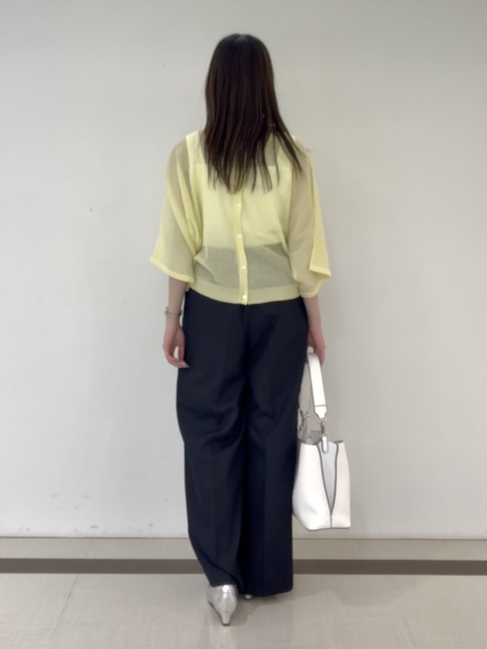 yukaさんの「Reflect｜【前後2WAY】オフボディ リラクシーニット」を使ったコーディネート