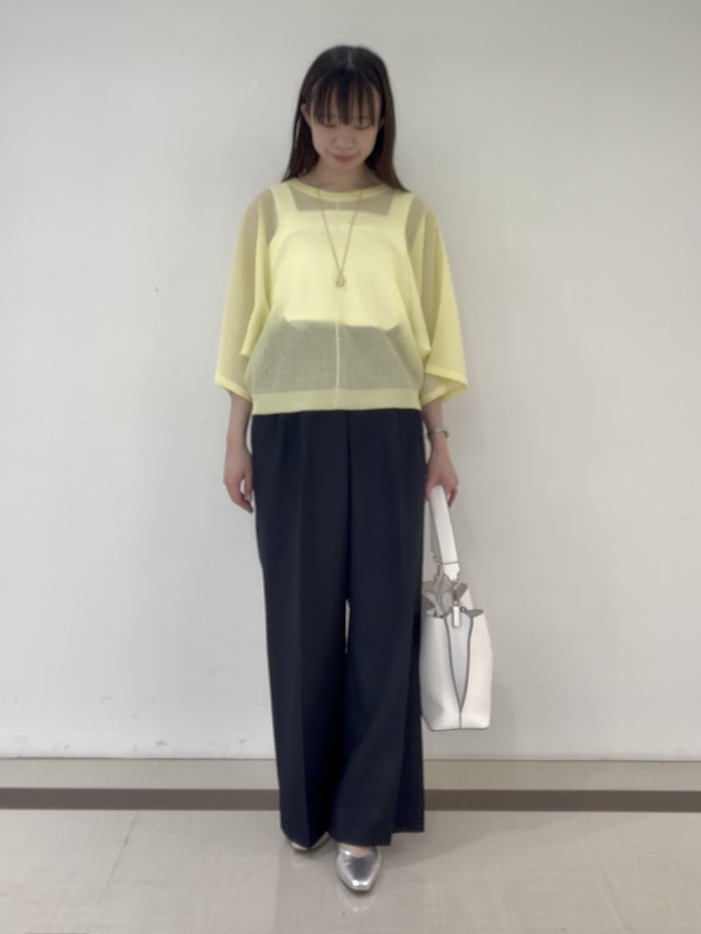 yukaさんの「Reflect｜【前後2WAY】オフボディ リラクシーニット」を使ったコーディネート