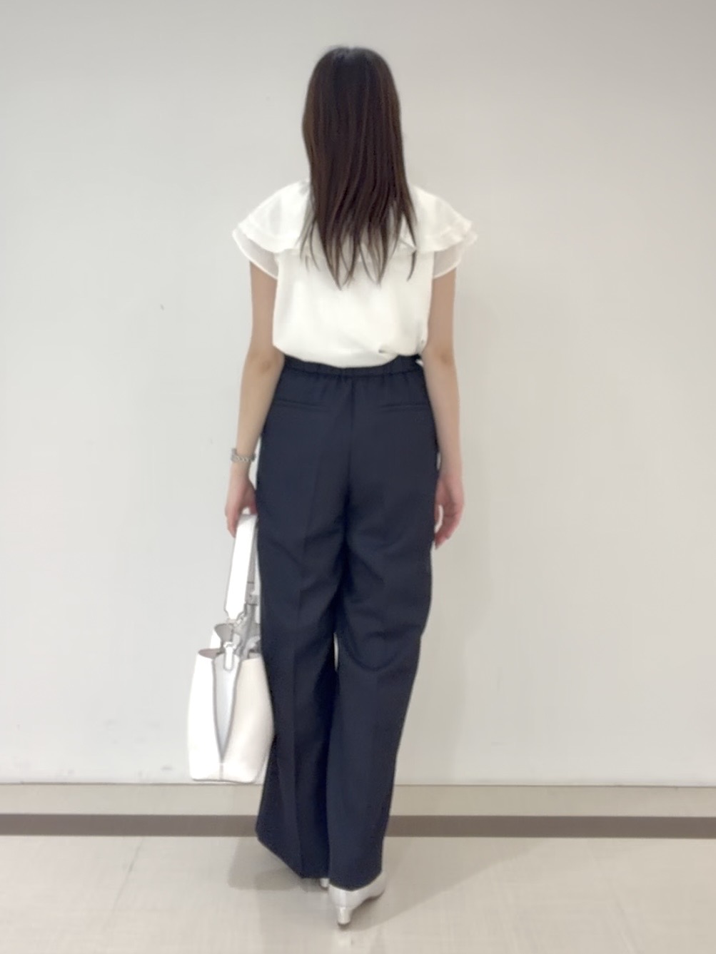 yukaさんの「Reflect｜【通気性あり／涼しい／マシンウォッシャブル】フリルブラウス」を使ったコーディネート