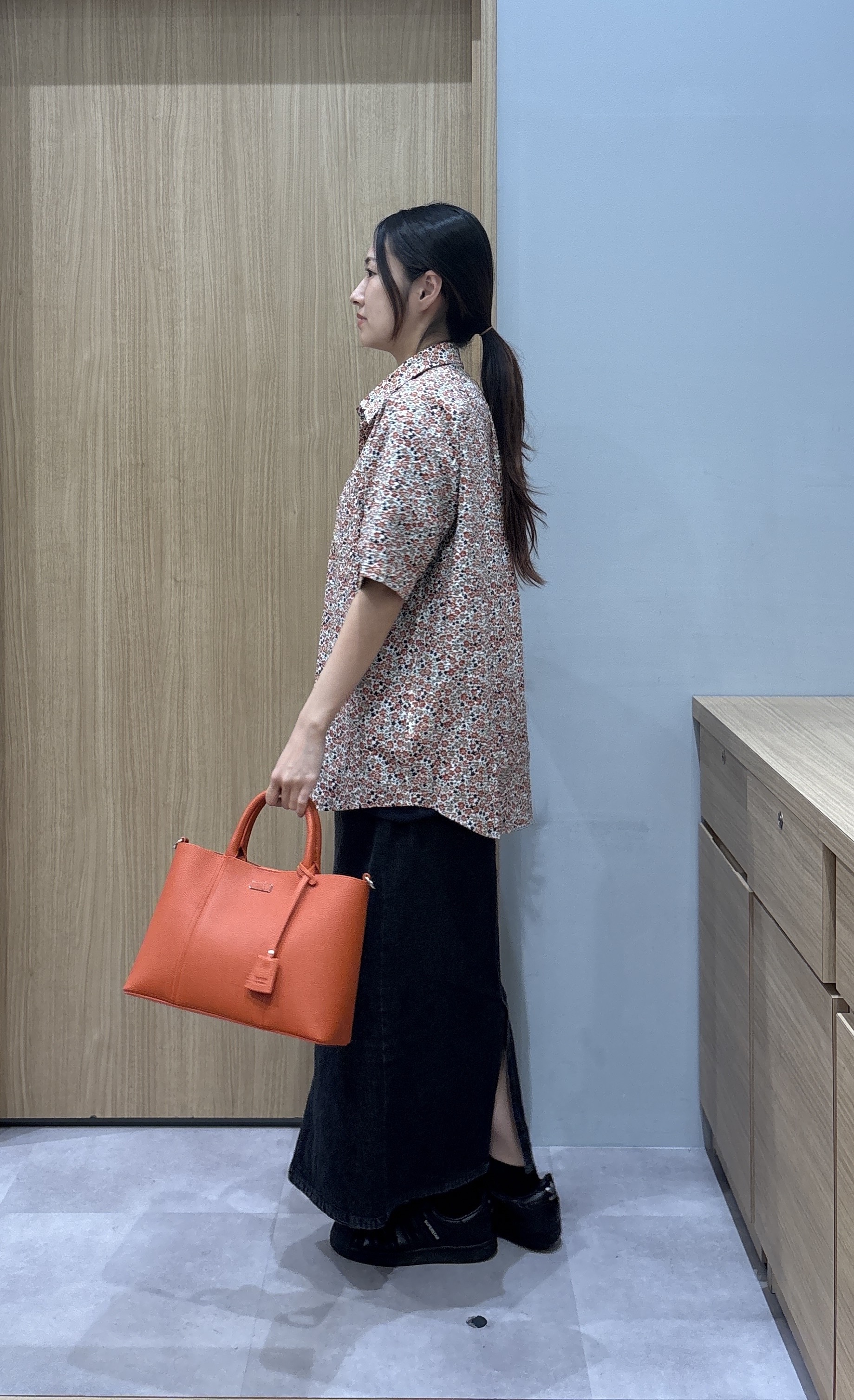 よぴさんの「TAKEO KIKUCHI｜リップル小花シャツ」を使ったコーディネート