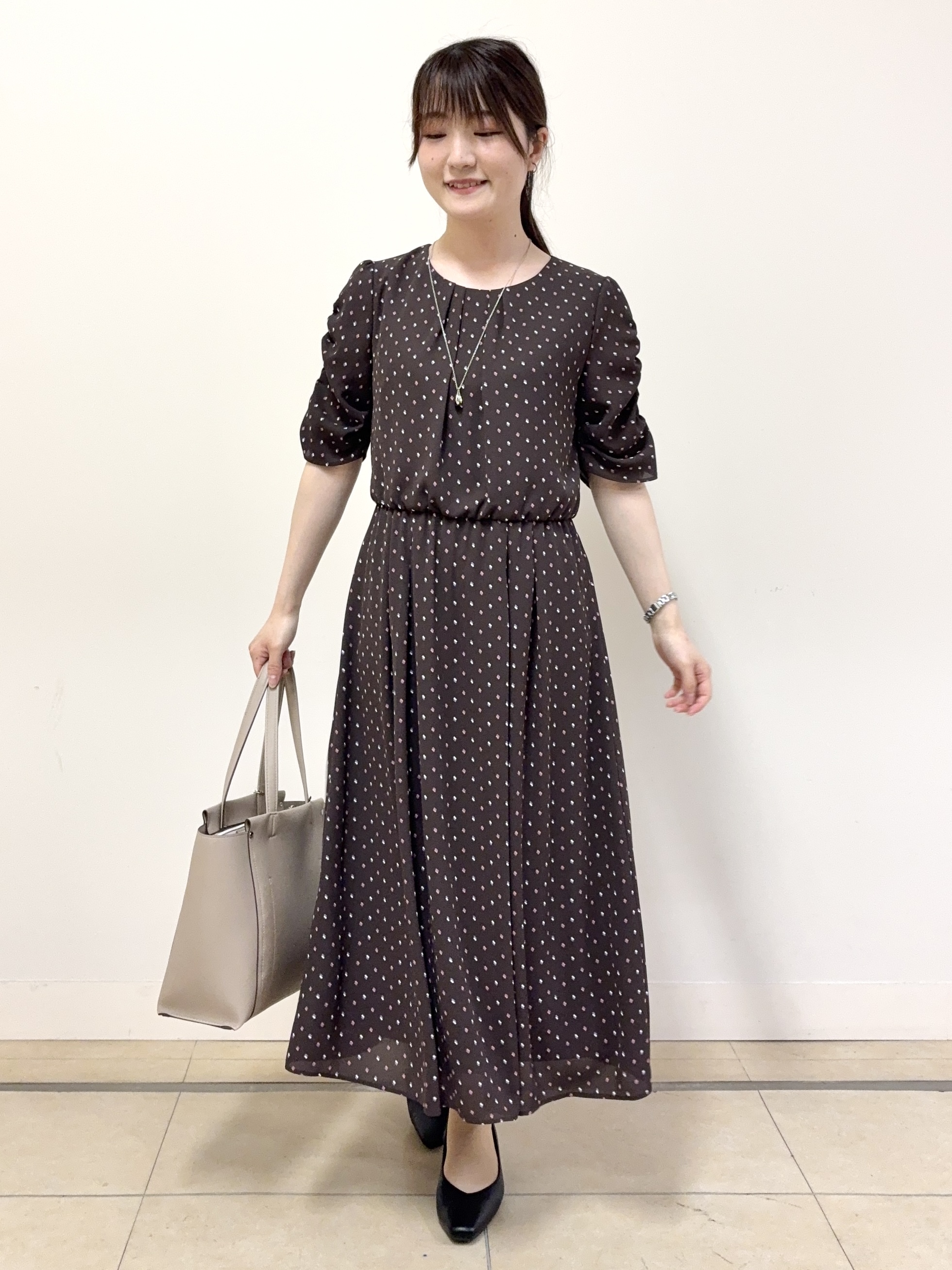 mikiさんの「Reflect｜小紋柄ジョーゼットワンピース」を使ったコーディネート