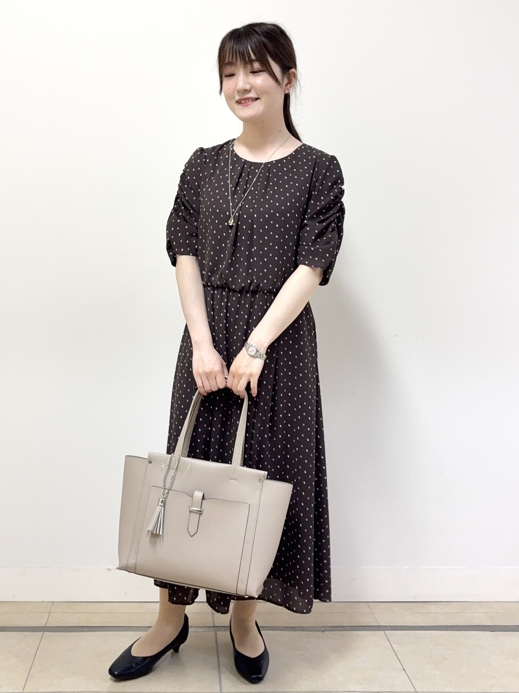 mikiさんの「Reflect｜小紋柄ジョーゼットワンピース」を使ったコーディネート