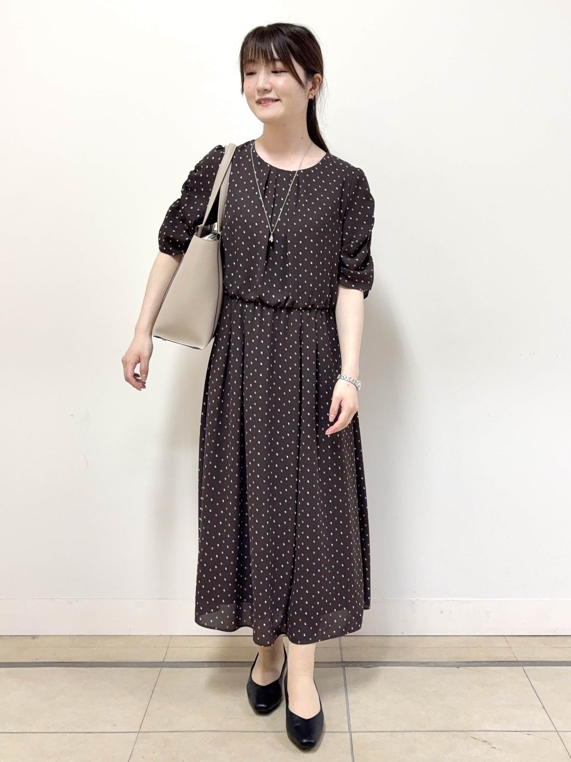 mikiさんの「Reflect｜小紋柄ジョーゼットワンピース」を使ったコーディネート