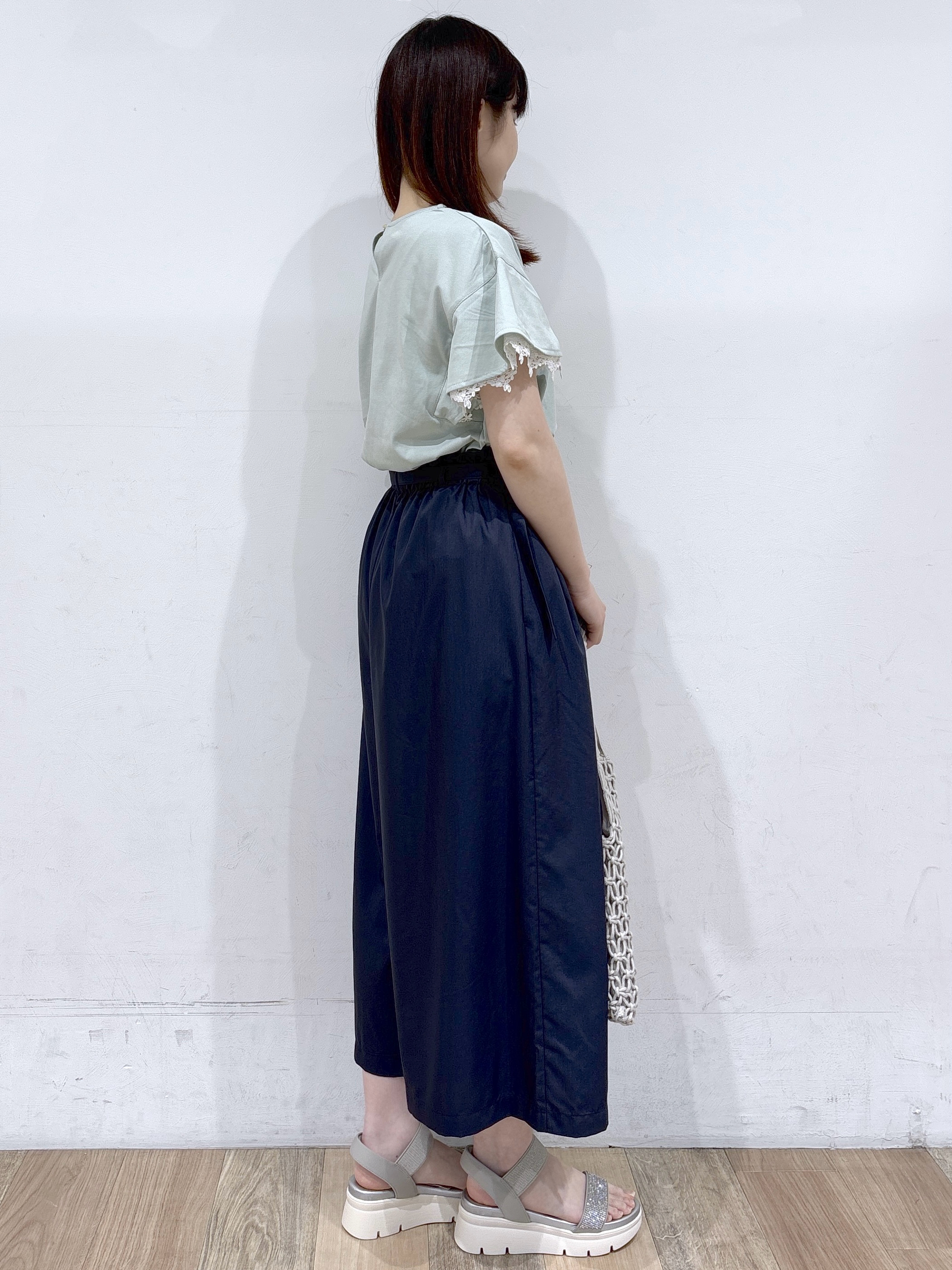 るーさんの「grove｜【二の腕カバー、UV/ひんやり】涼しく華やかに、レースレイヤードスリーブTシャツ」を使ったコーディネート