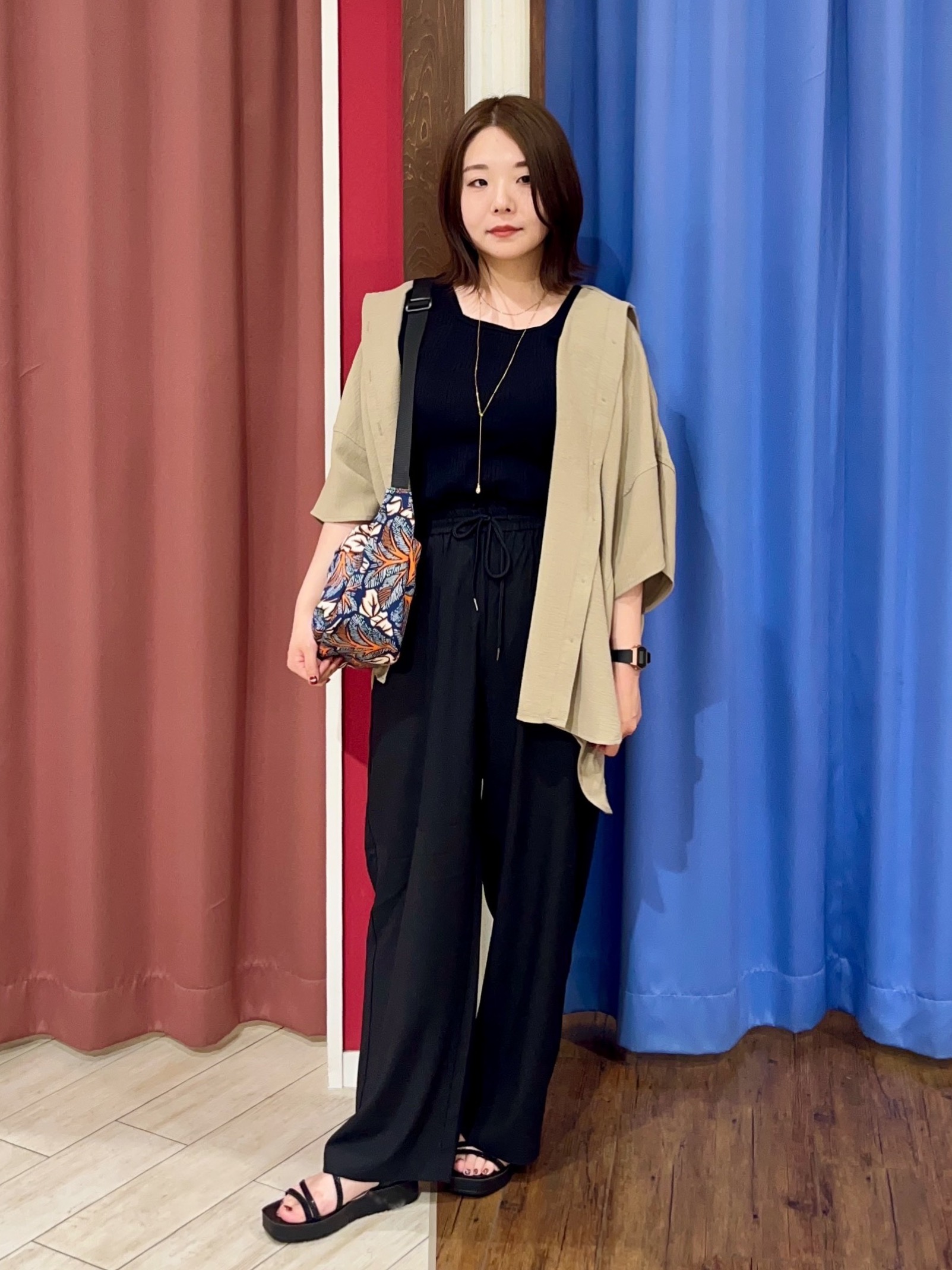 ｙｒｋさんの「SHOO･LA･RUE｜【前後2WAY/洗濯機可/S-LL】毎日のお供に ランダムテレコタンクトップ」を使ったコーディネート