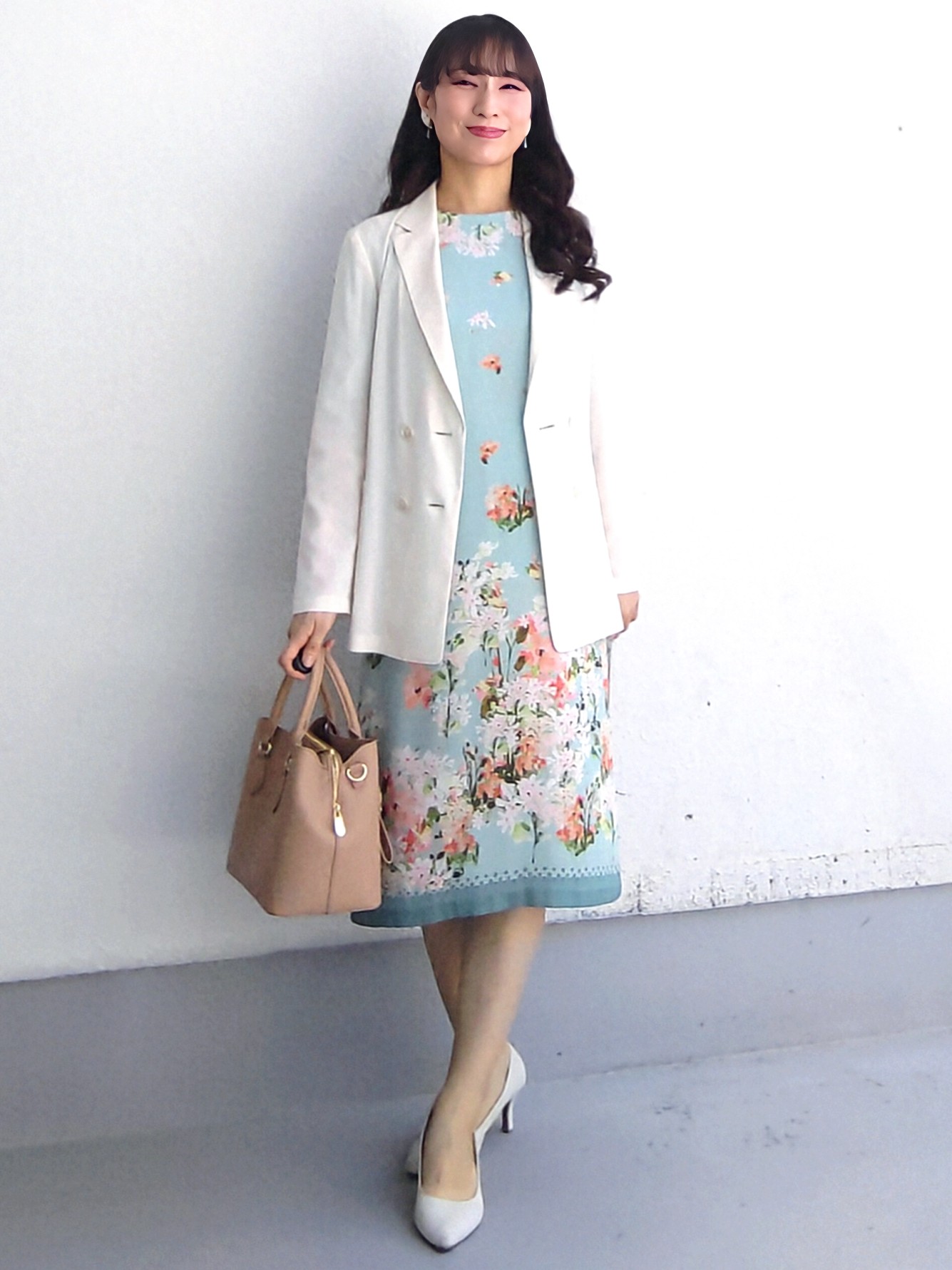 keinaさんの「SunaUna｜【co creation and yours／SS～L】多色花柄プリント五分袖ワンピース」を使ったコーディネート