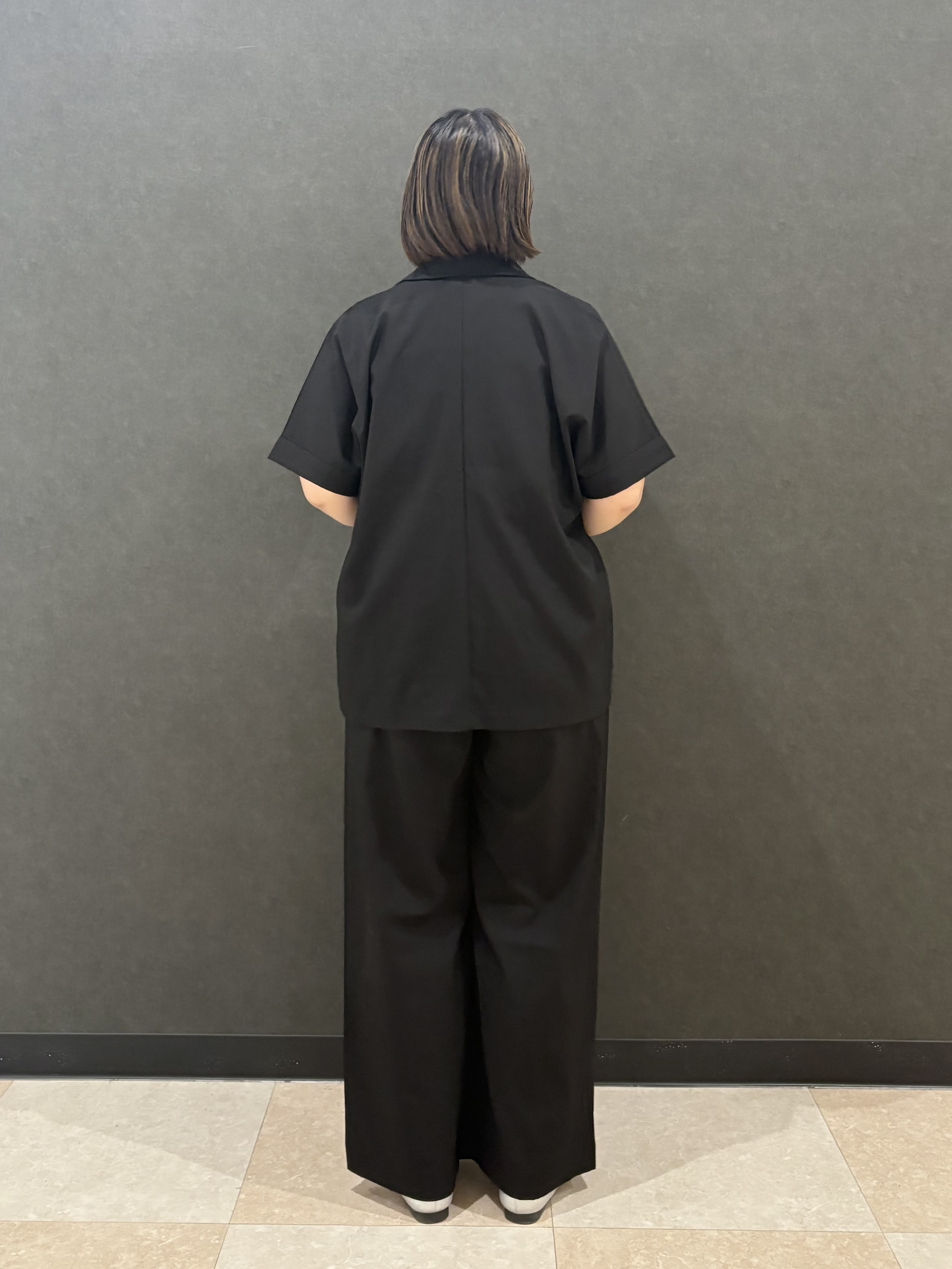 砂糖さんの「SHOO･LA･RUE｜【高レビュー/洗濯機可/セットアップ可】軽凛(かろりん) ひんやり半袖ジャケット」を使ったコーディネート