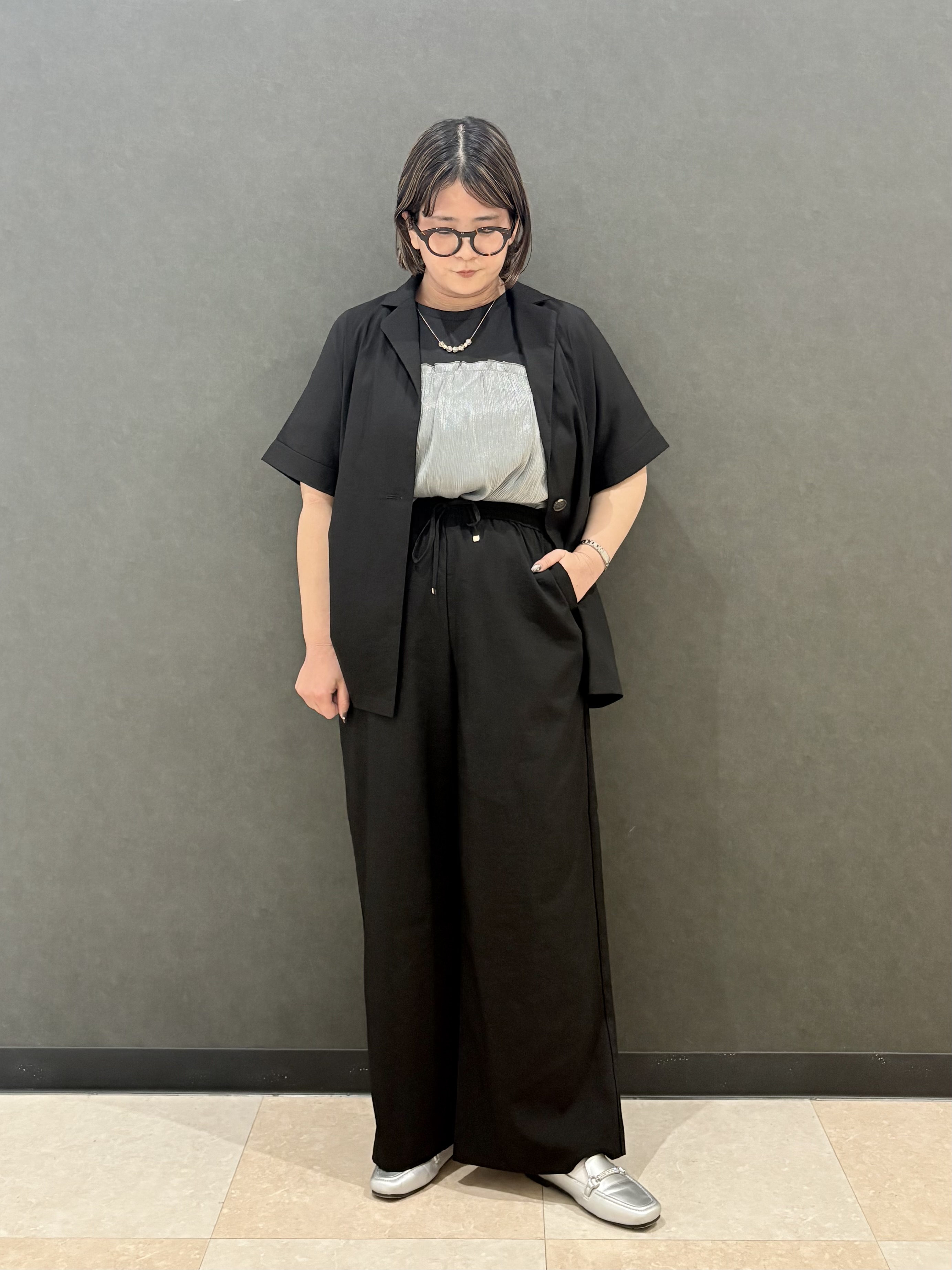 砂糖さんの「SHOO･LA･RUE｜【高レビュー/洗濯機可/セットアップ可】軽凛(かろりん) ひんやり半袖ジャケット」を使ったコーディネート