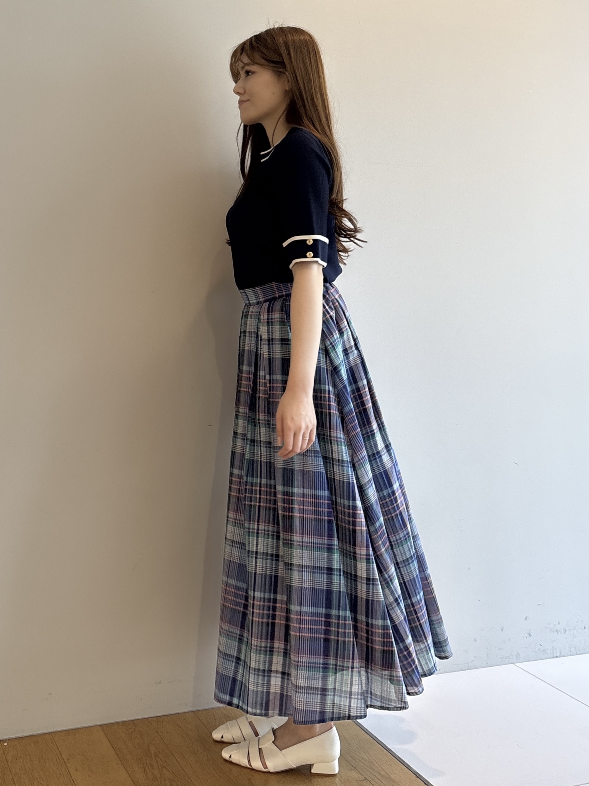 sayaさんの「grove｜【シリーズ累計36万枚/名品ニット】やわらかドライタッチ 袖メッシュ編みニット」を使ったコーディネート