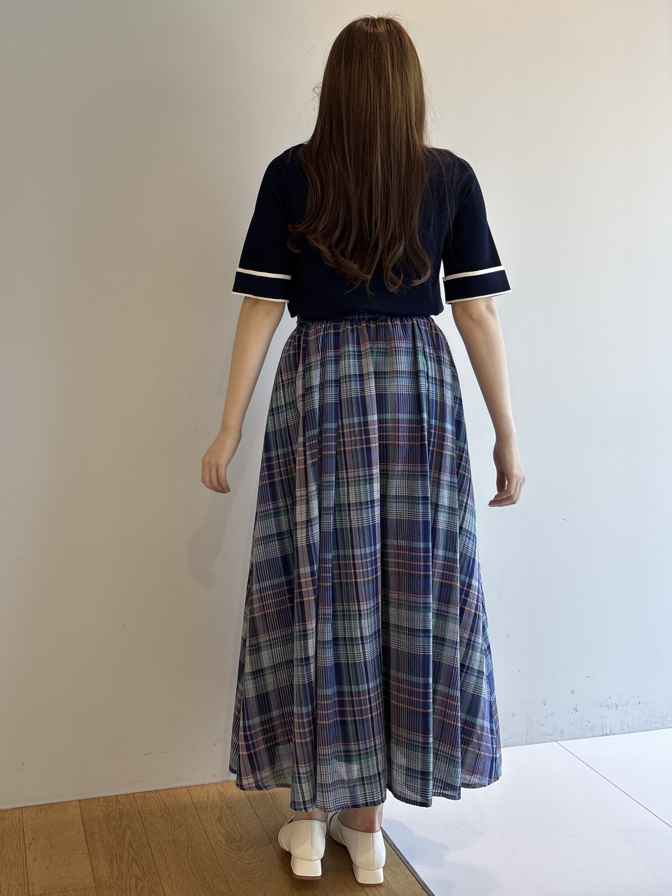 sayaさんの「grove｜【シリーズ累計36万枚/名品ニット】やわらかドライタッチ 袖メッシュ編みニット」を使ったコーディネート