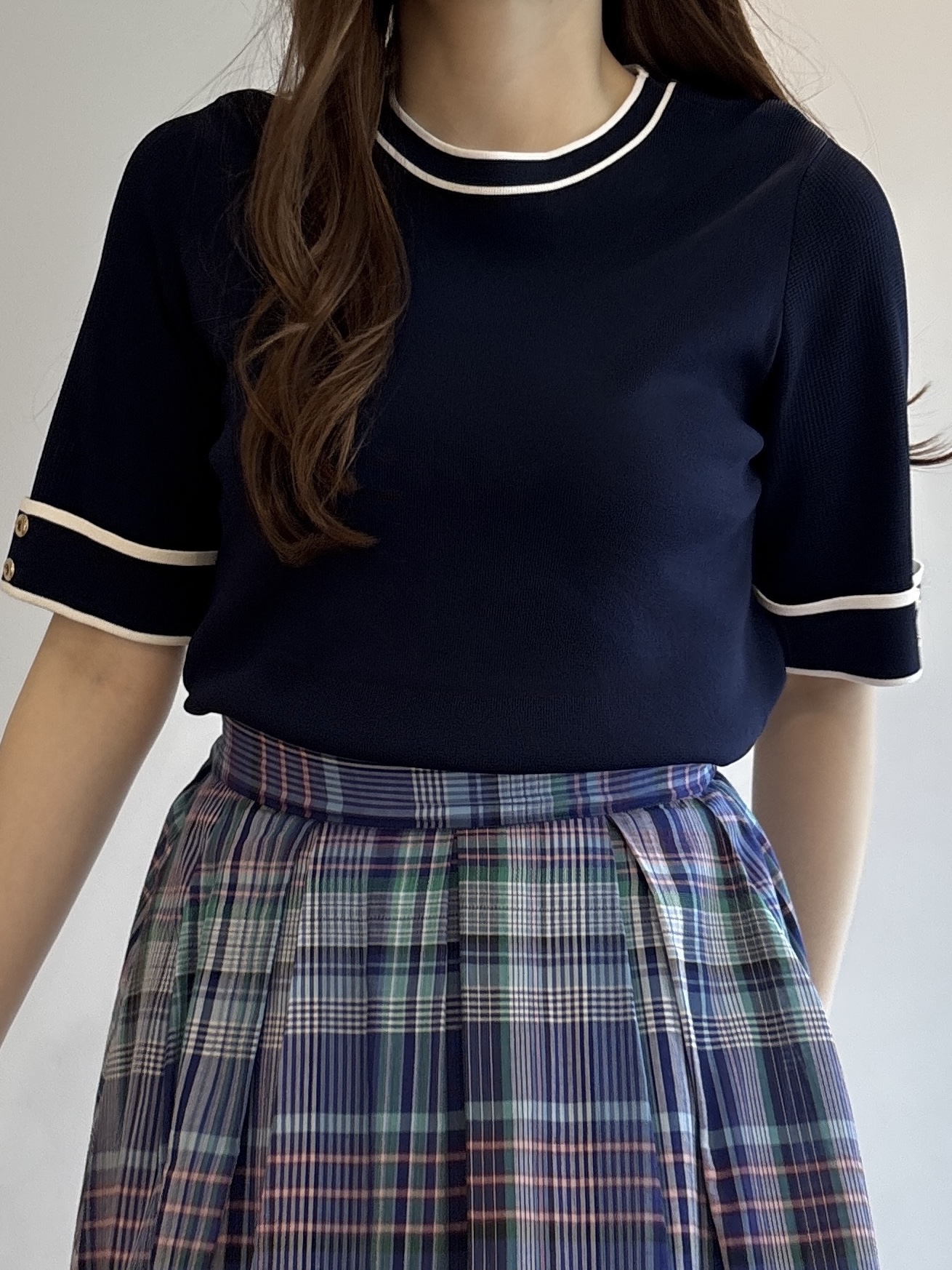 sayaさんの「grove｜【シリーズ累計36万枚/名品ニット】やわらかドライタッチ 袖メッシュ編みニット」を使ったコーディネート